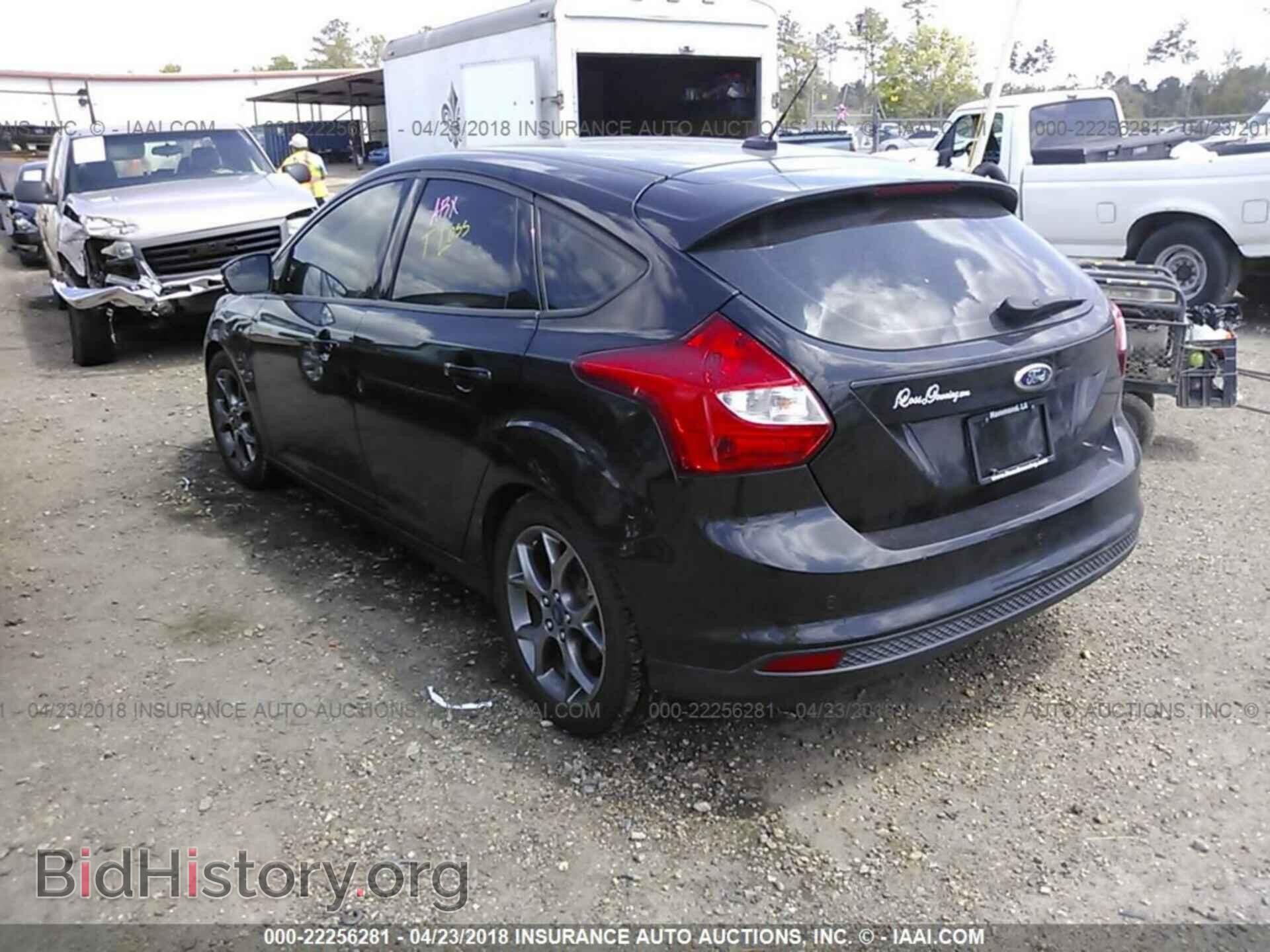 2014 Ford Focus - VIN: 1FADP3K22EL258187 - Photo 3