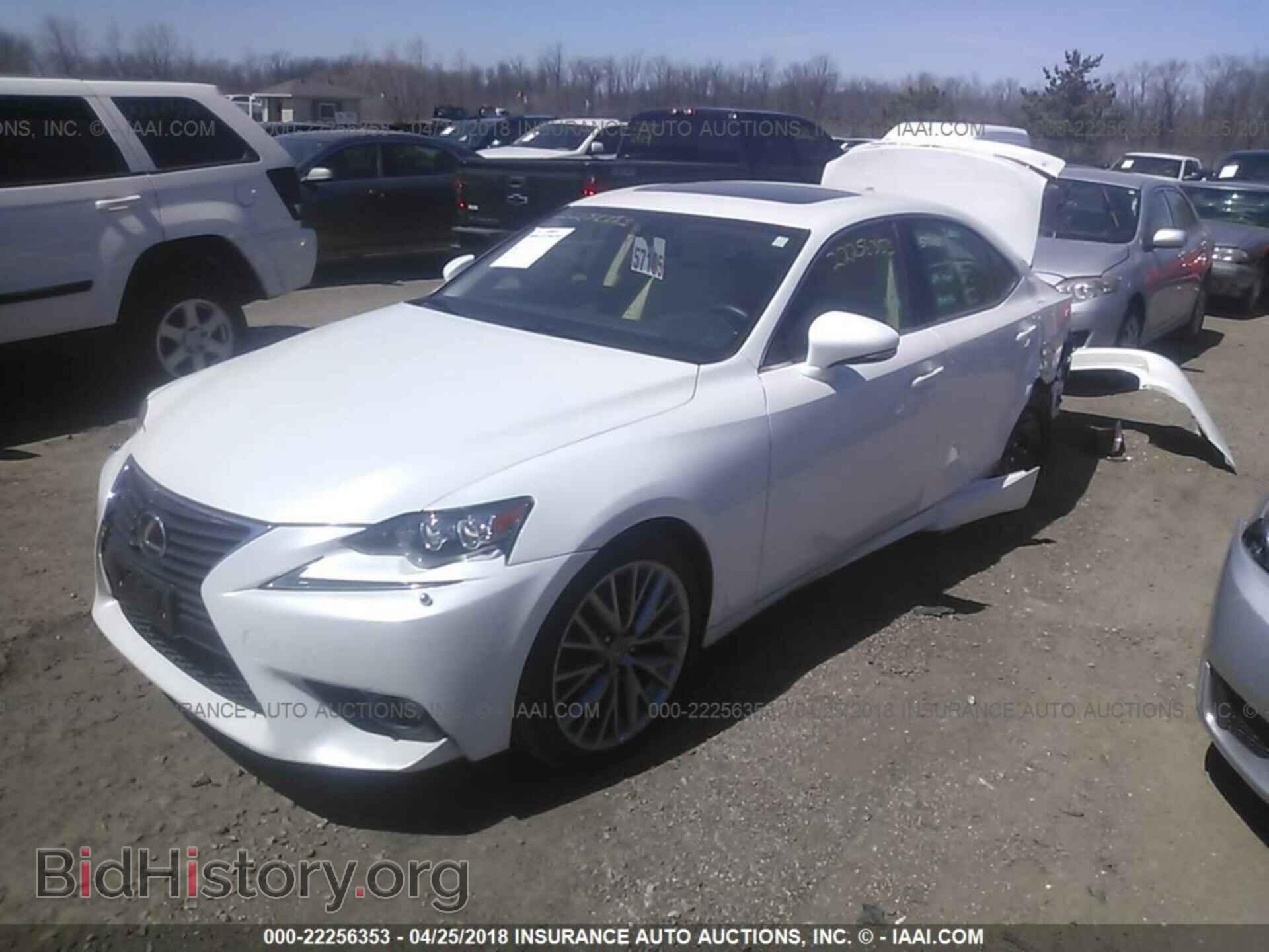 2014 Lexus Is - VIN: JTHCF1D28E5010684 - Photo 2