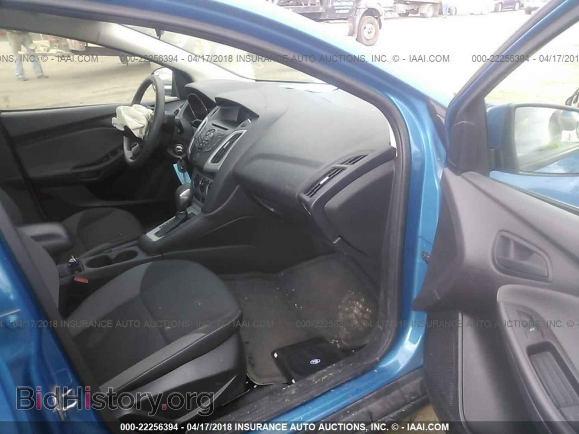 2012 Ford Focus - VIN: 1FAHP3F20CL242773 - Photo 5