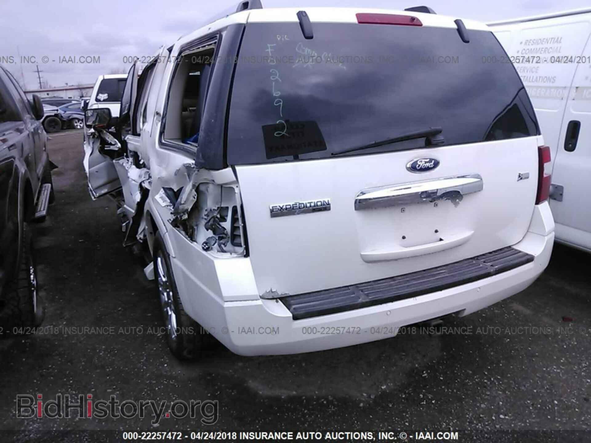 2012 Ford Expedition - VIN: 1FMJU2A58CEF02692 - Фото 3