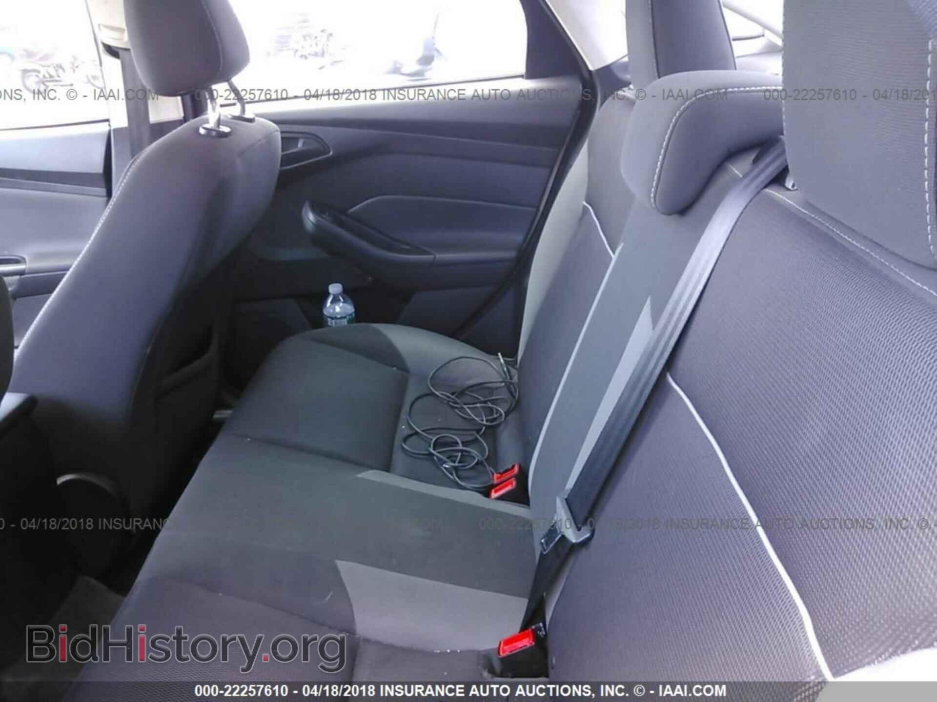 2012 Ford Focus - VIN: 1FAHP3F25CL201989 - Photo 8