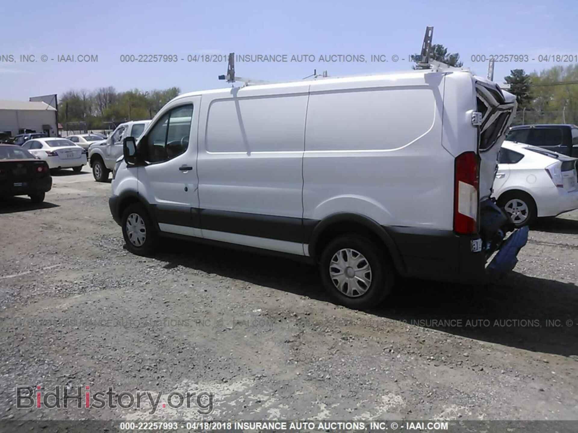 2015 Ford Transit - VIN: 1FTNE1ZMXFKB04544 - Фото 3