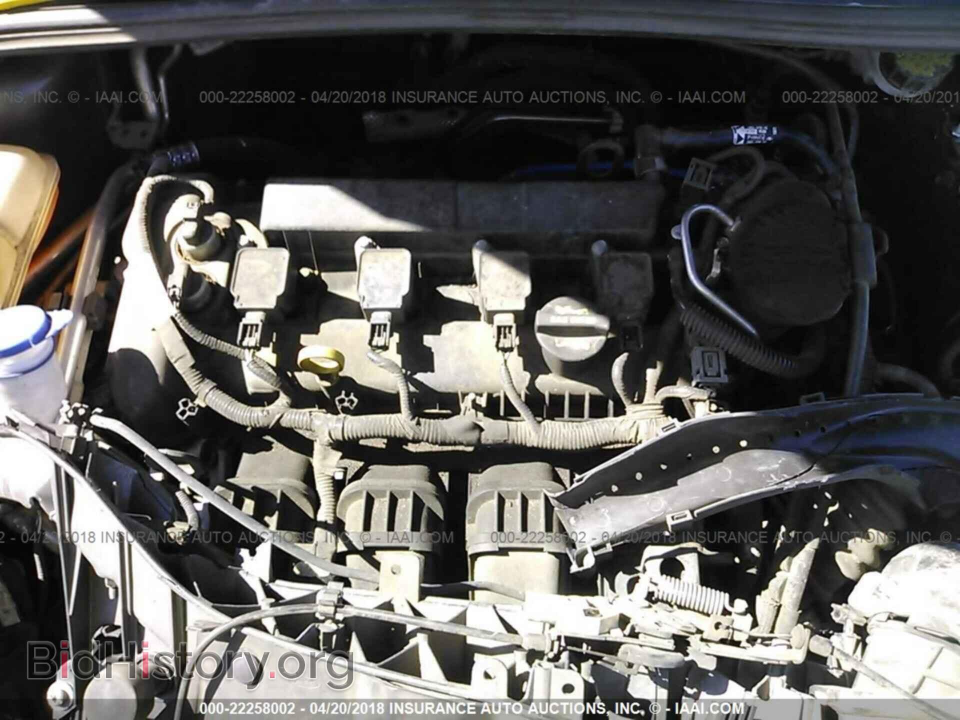 2012 Ford Focus - VIN: 1FAHP3F28CL298279 - Photo 10