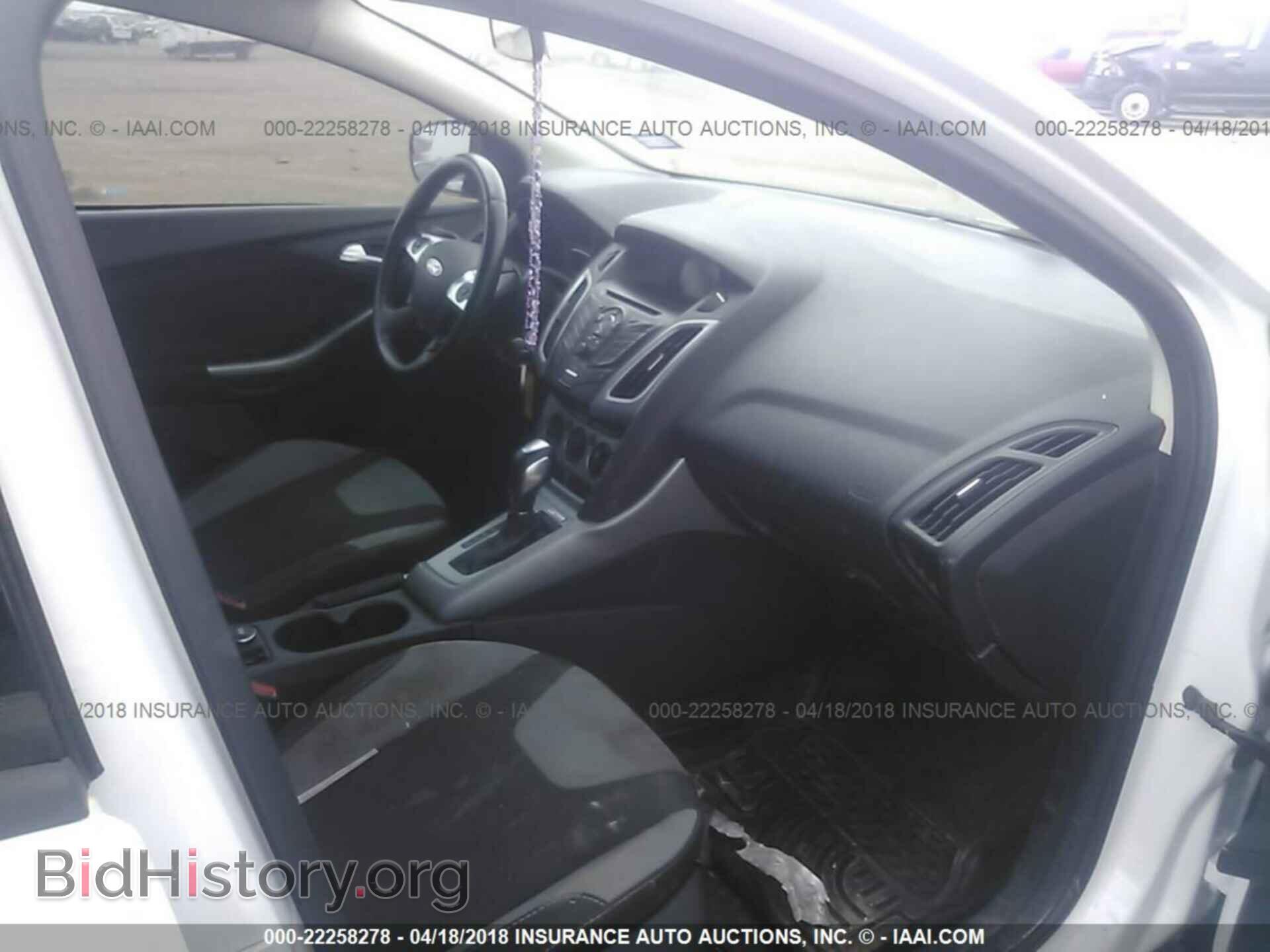 2012 Ford Focus - VIN: 1FAHP3K28CL361905 - Фото 5