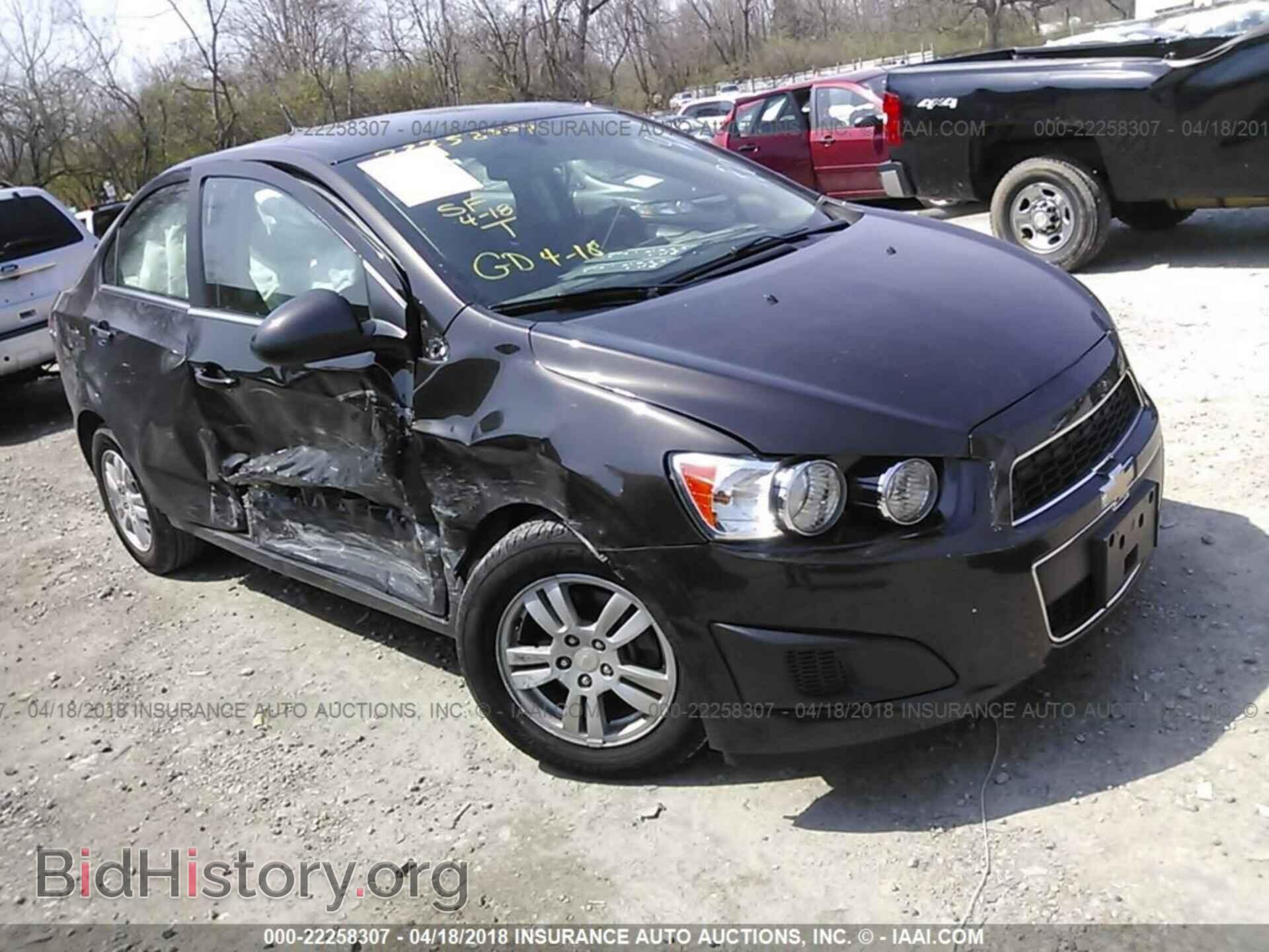 Фотография 1G1JC5SB5E4156034 - Chevrolet Sonic 2014