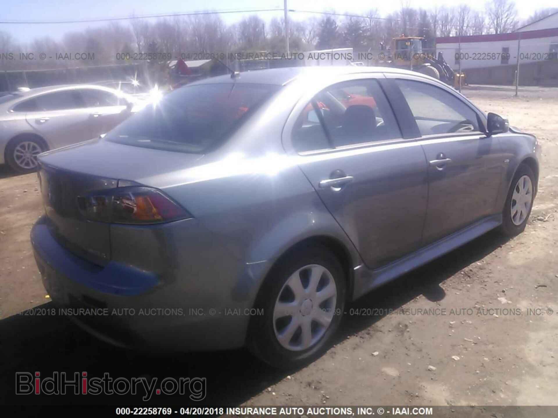 2015 Mitsubishi Lancer - VIN: JA32U2FUXFU009758 - Фото 4