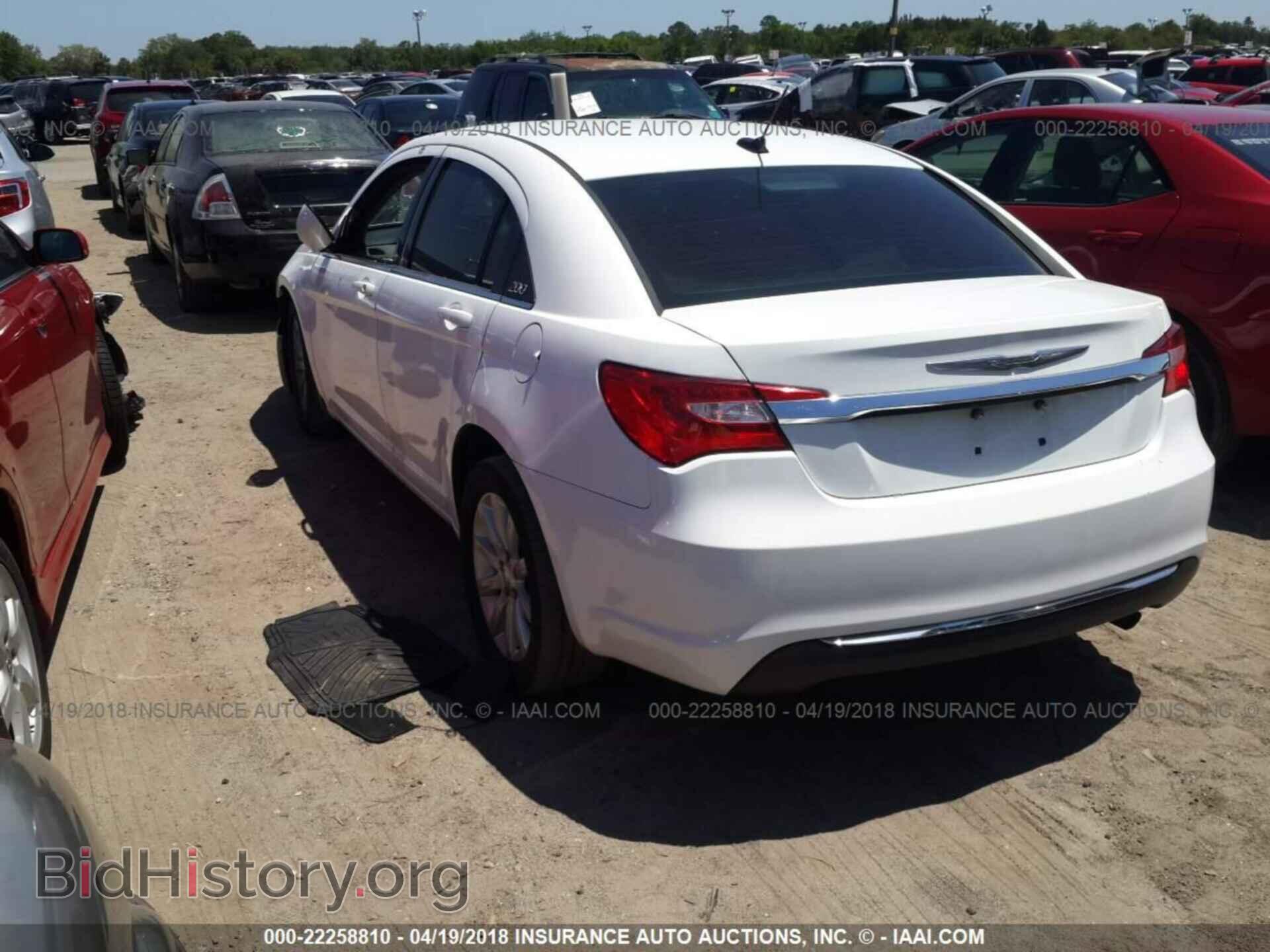 2012 Chrysler 200 - VIN: 1C3CCBBB3CN144779 - Фото 3
