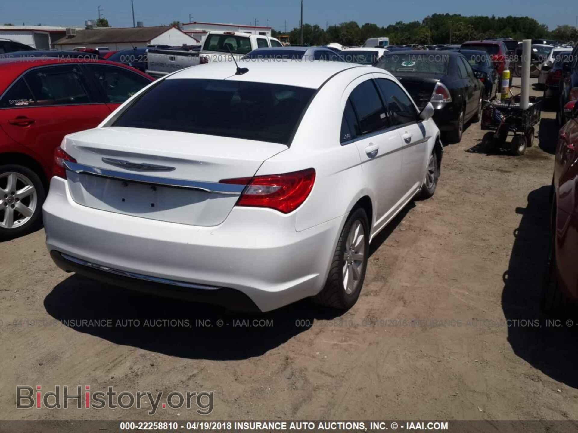 2012 Chrysler 200 - VIN: 1C3CCBBB3CN144779 - Фото 4