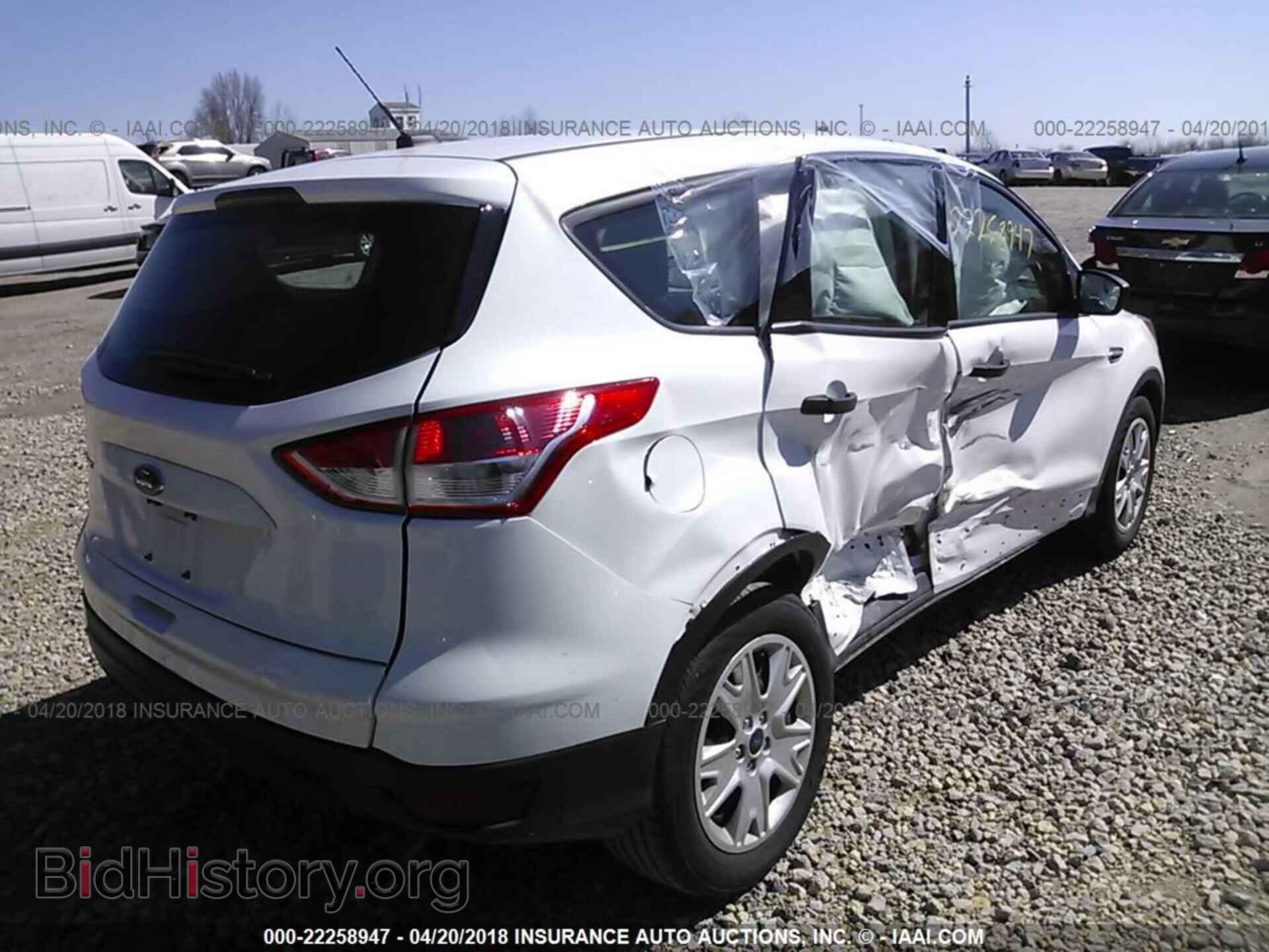 2014 Ford Escape - VIN: 1FMCU0F72EUC19883 - Фото 4