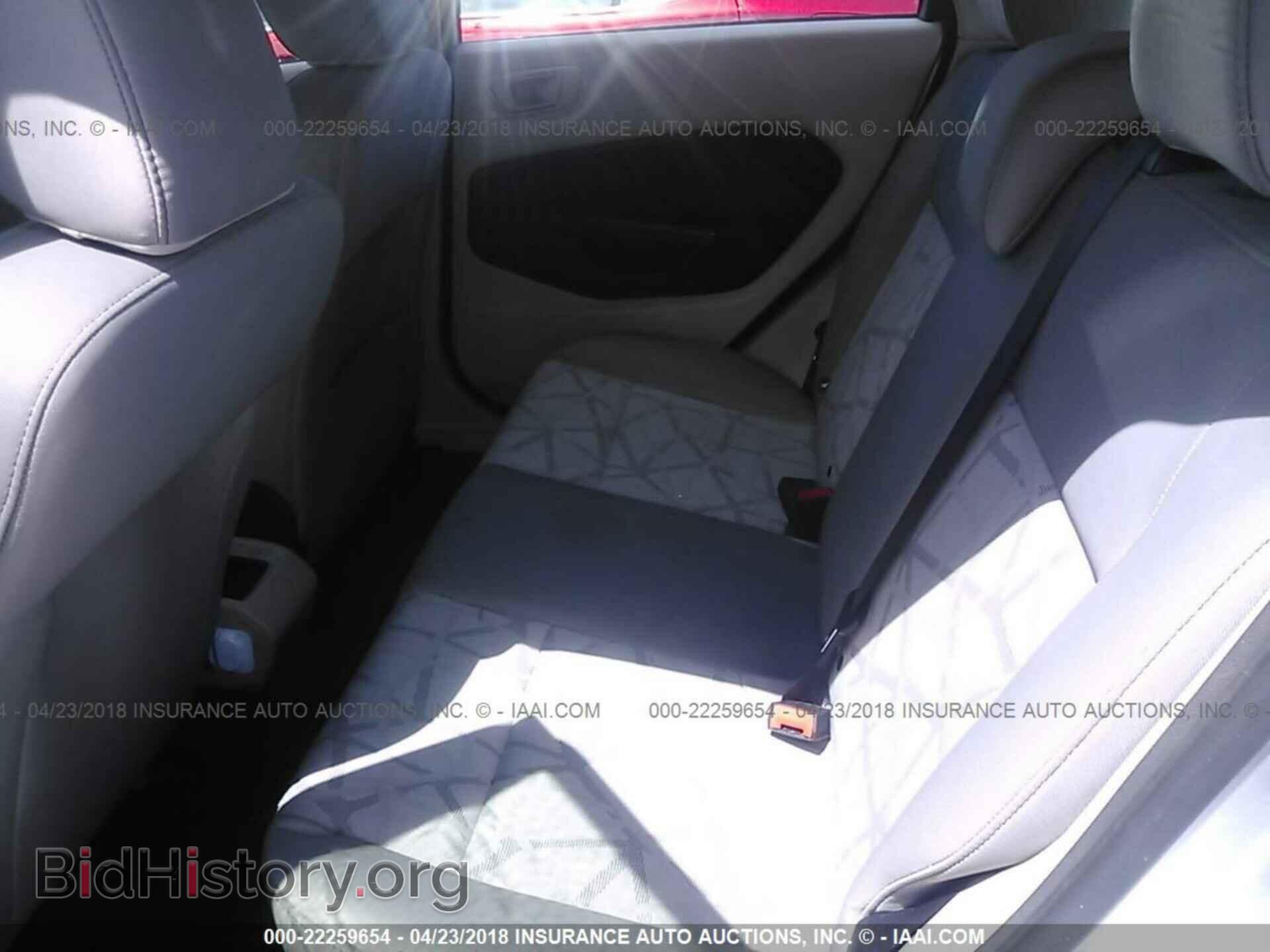 2012 Ford Fiesta - VIN: 3FADP4EJ7CM110847 - Photo 8