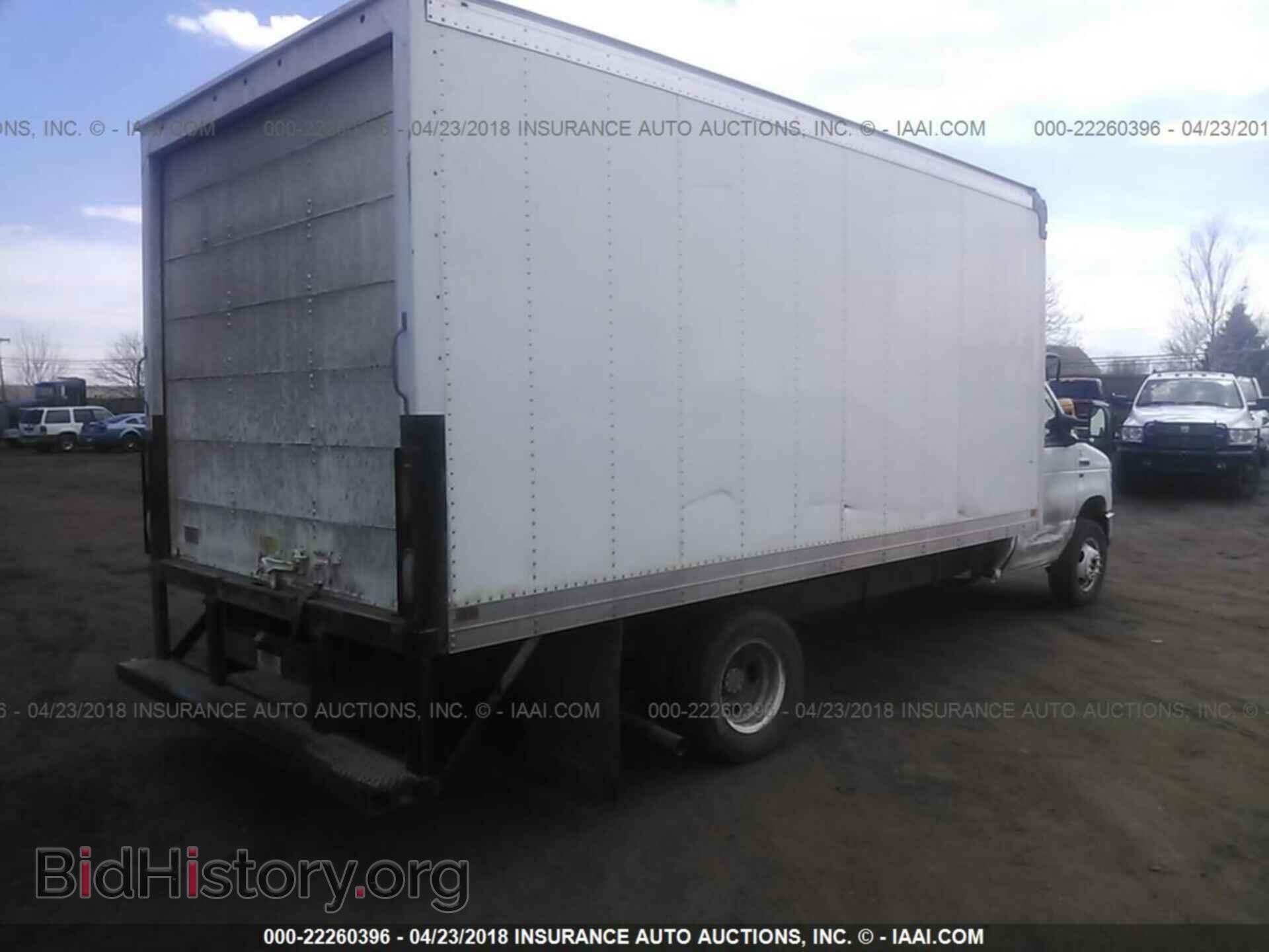2014 Ford Econoline - VIN: 1FDWE3FL4EDA66450 - Фото 4