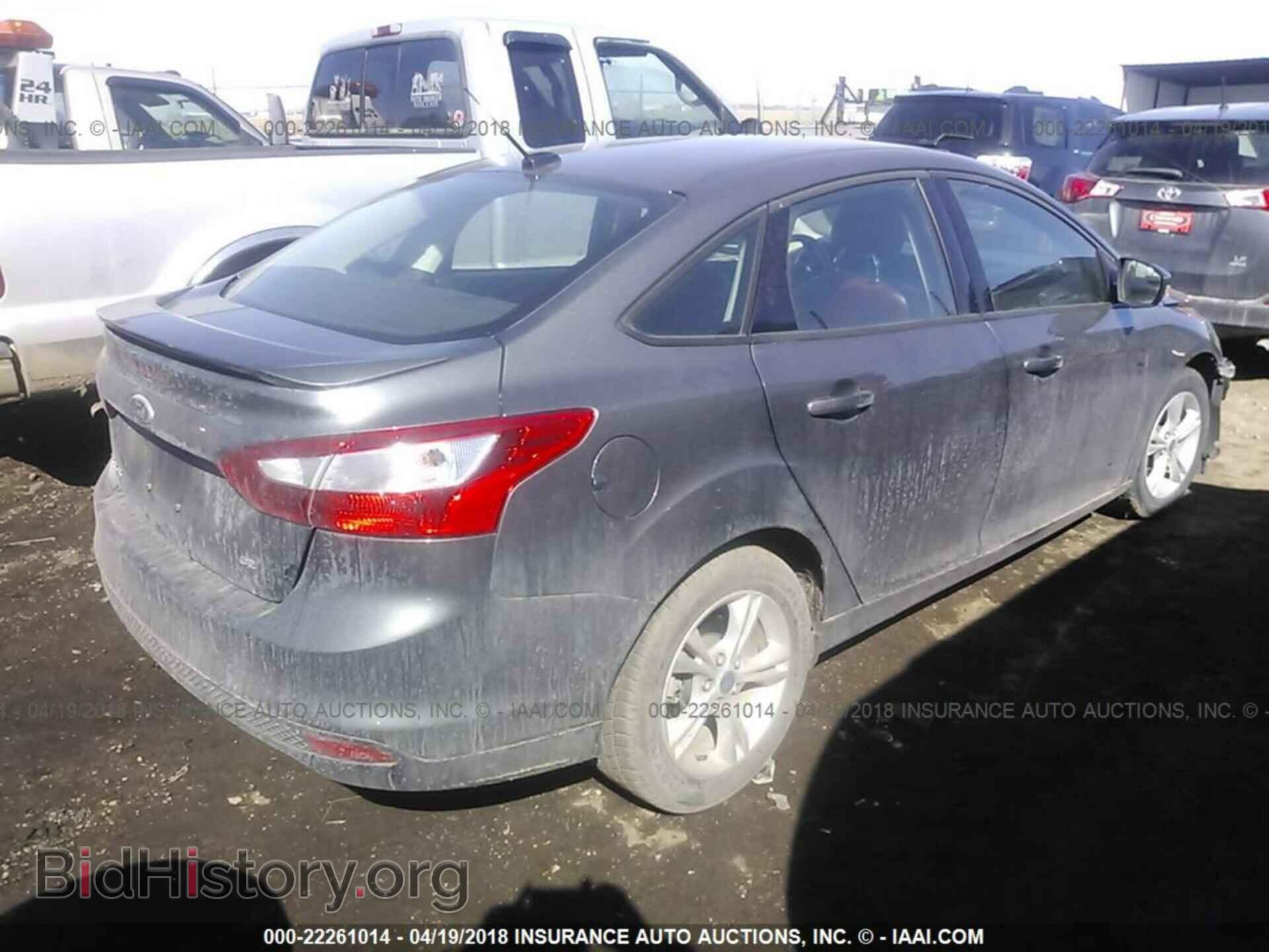 2012 Ford Focus - VIN: 1FAHP3F22CL139872 - Фото 4