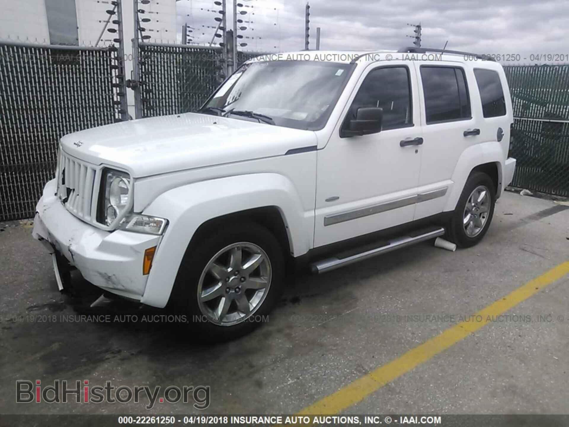 2012 Jeep Liberty - VIN: 1C4PJMAK7CW184941 - Фото 2