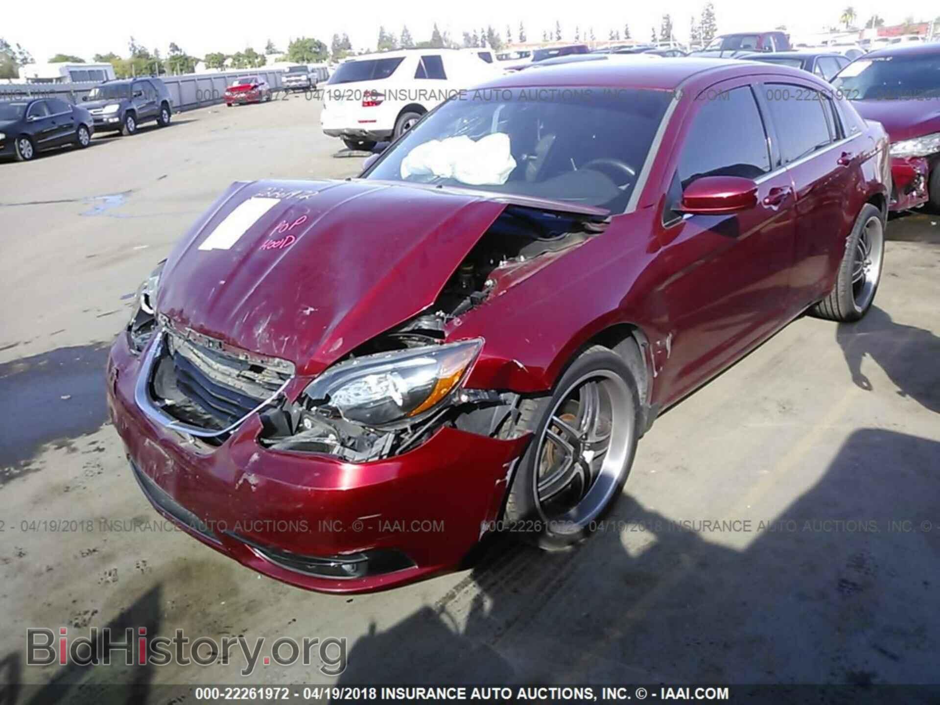 2013 Chrysler 200 - VIN: 1C3CCBBB6DN573500 - Фото 2