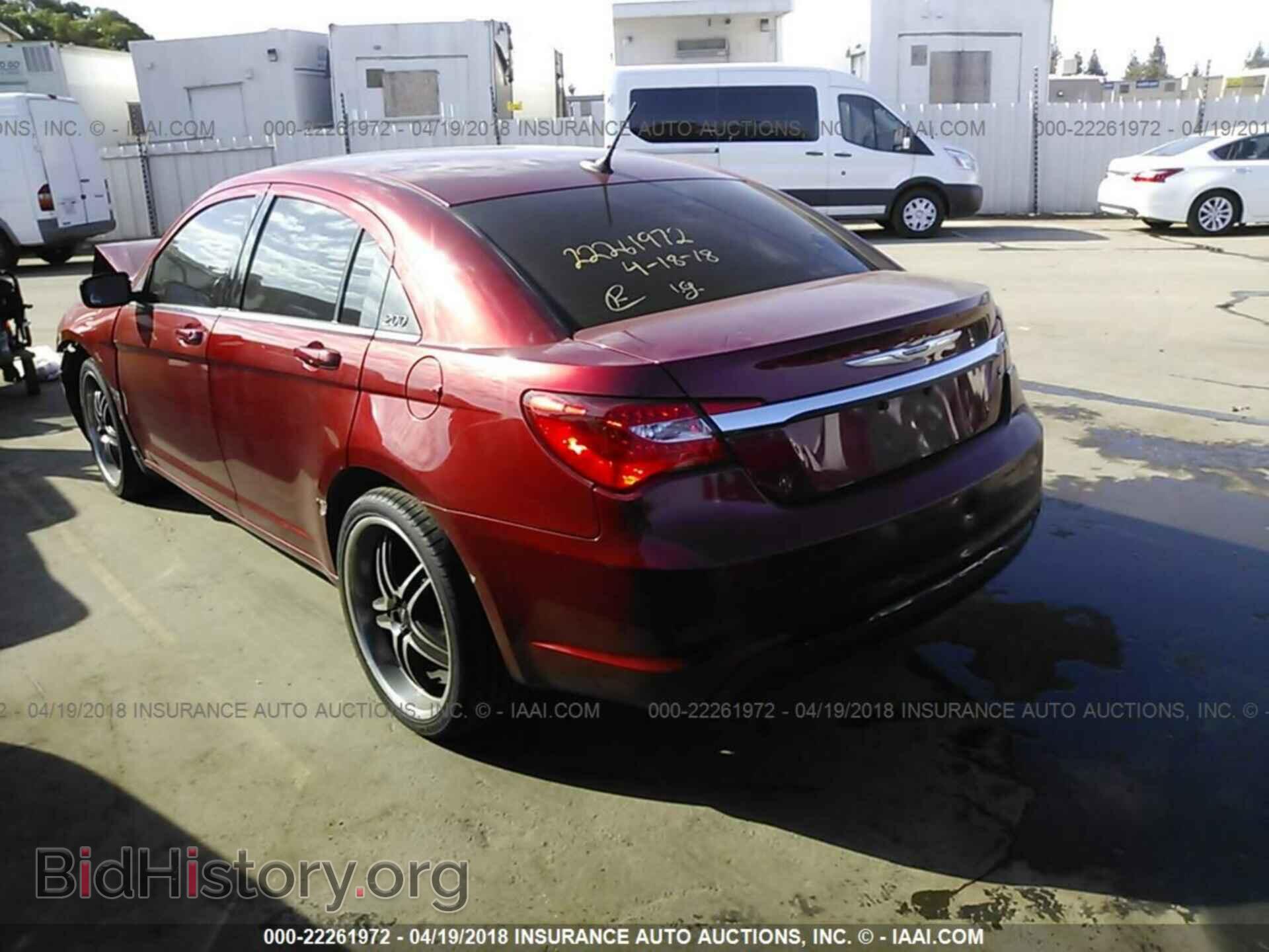 2013 Chrysler 200 - VIN: 1C3CCBBB6DN573500 - Фото 3