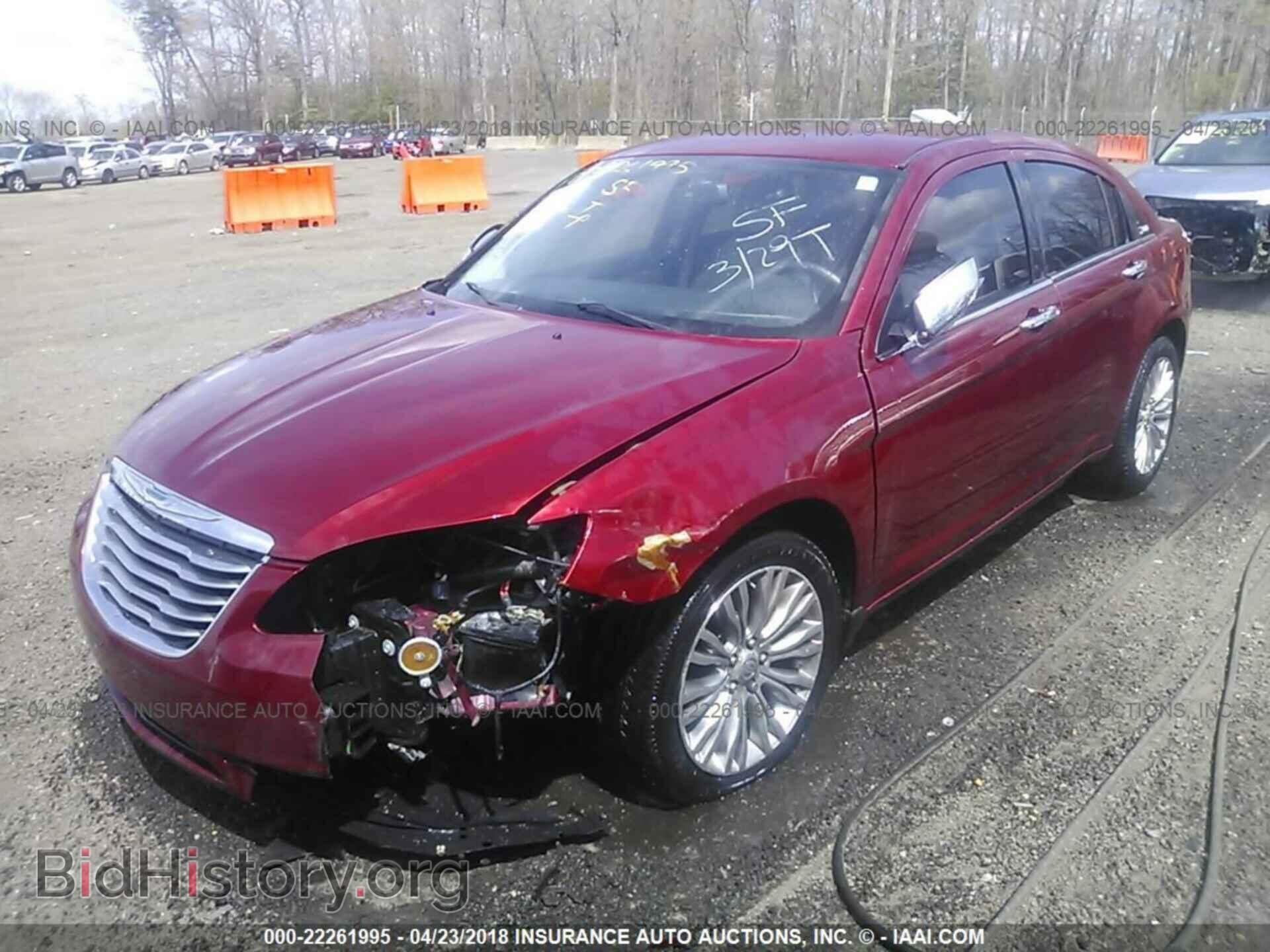 2012 Chrysler 200 - VIN: 1C3CCBCB0CN164910 - Фото 2