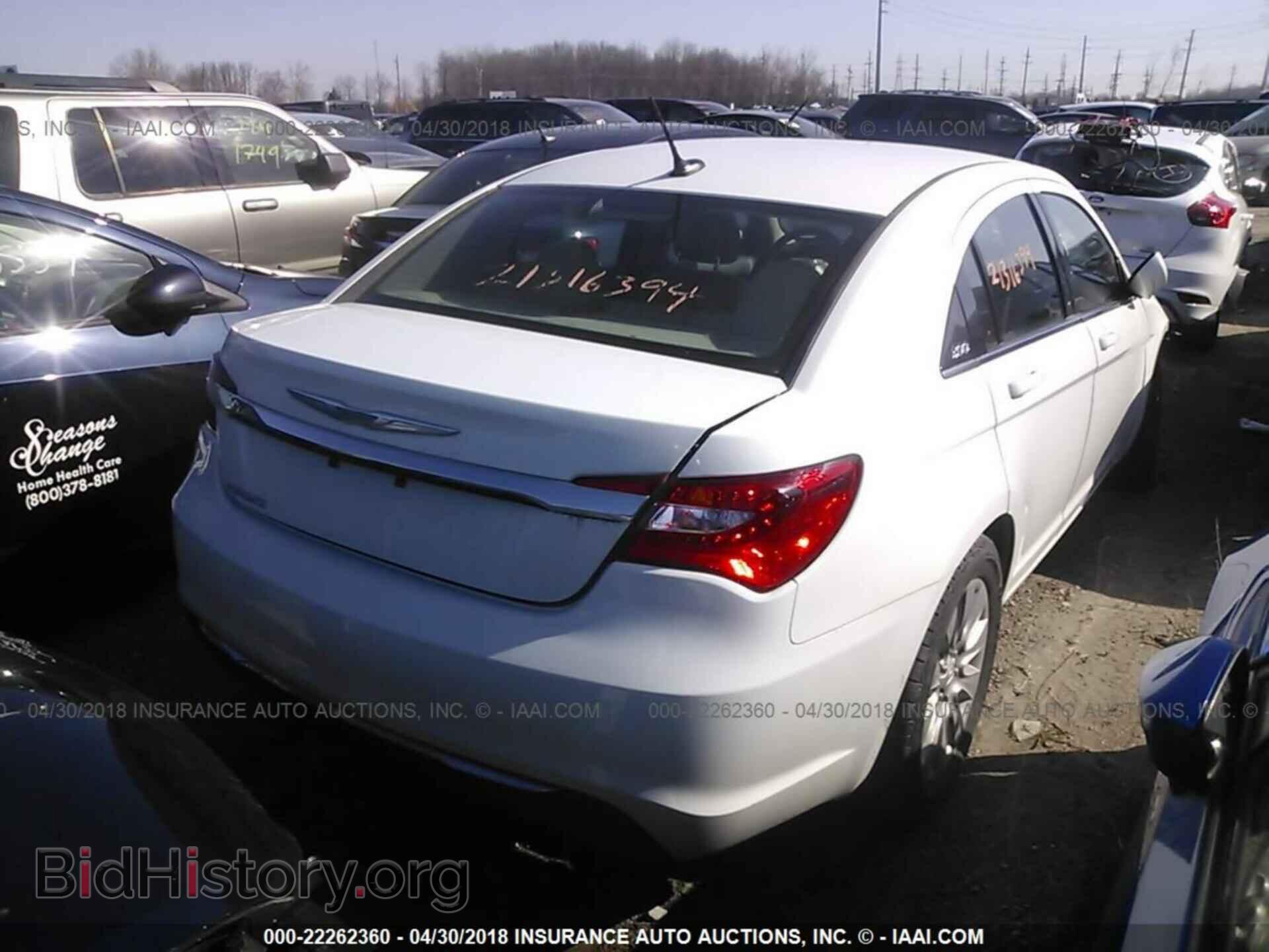 2013 Chrysler 200 - VIN: 1C3CCBAB2DN646749 - Photo 4