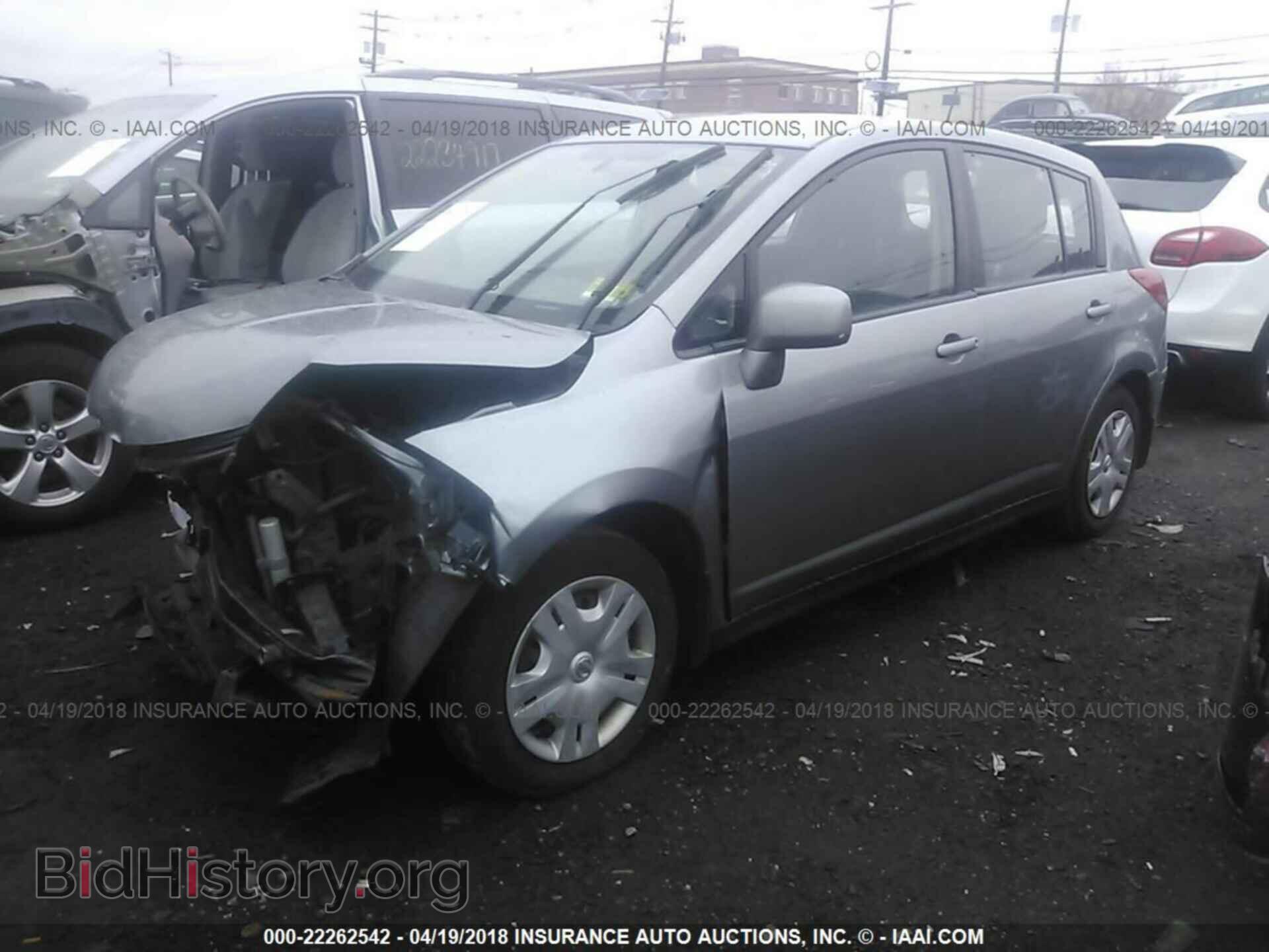 2011 Nissan Versa - VIN: 3N1BC1CP2BL378361 - Фото 2