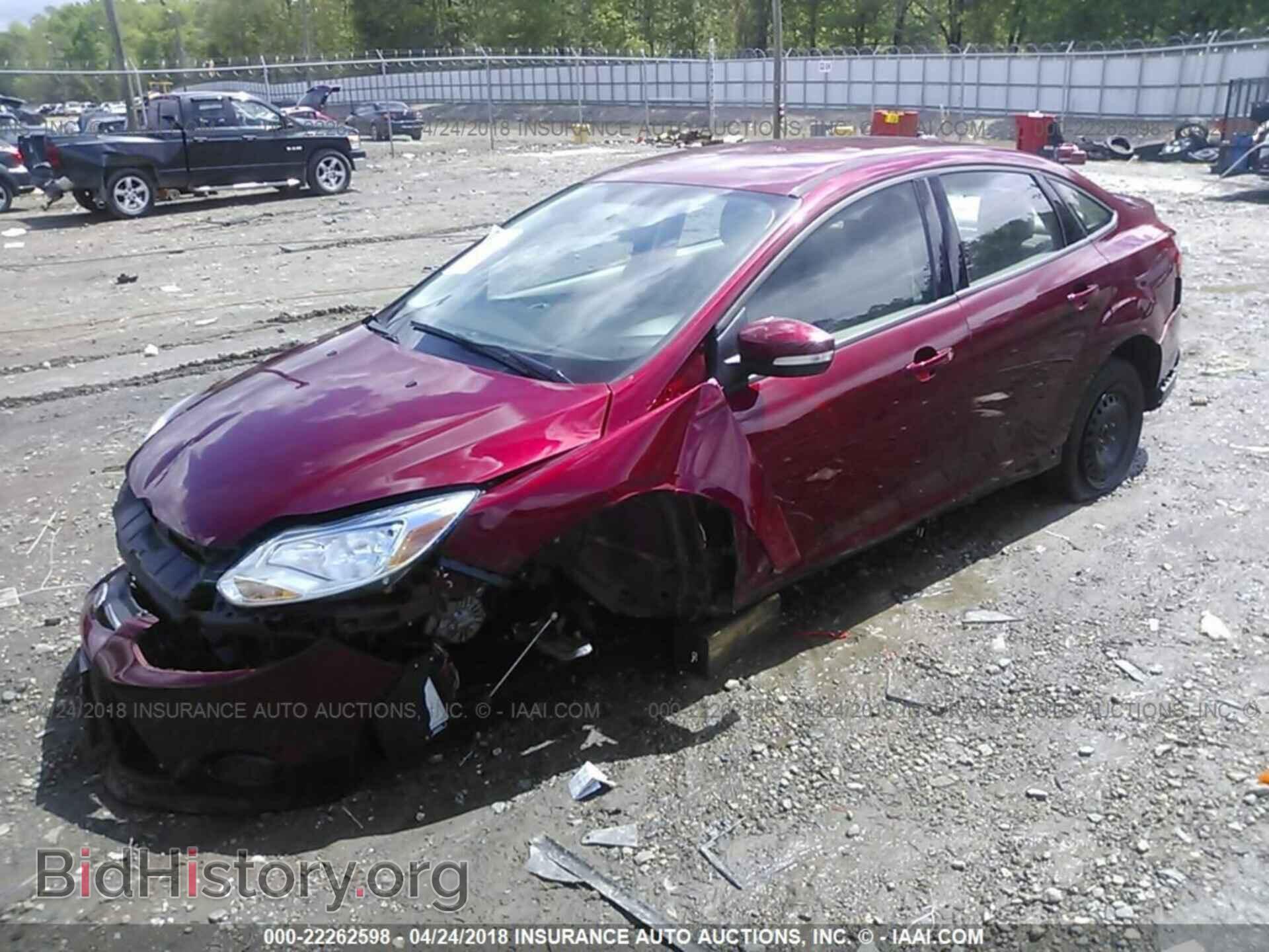 2013 Ford Focus - VIN: 1FADP3F29DL230735 - Photo 2