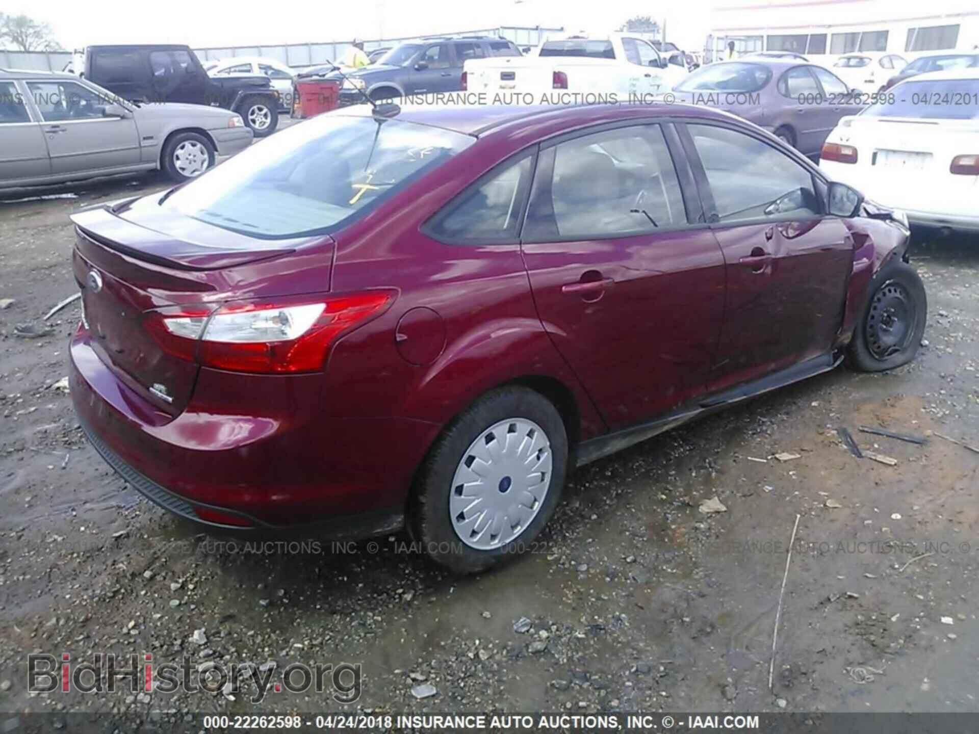 2013 Ford Focus - VIN: 1FADP3F29DL230735 - Photo 4