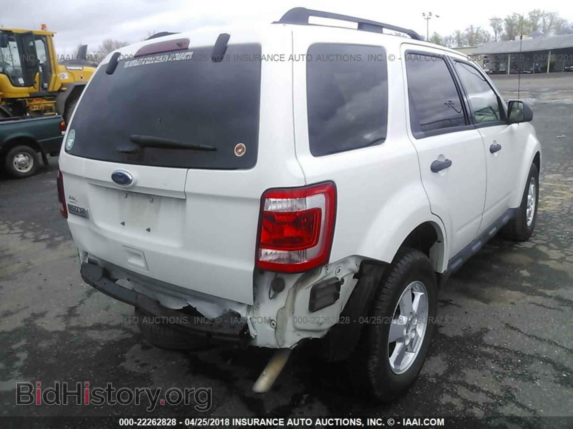 2012 Ford Escape - VIN: 1FMCU0D75CKB93890 - Фото 4
