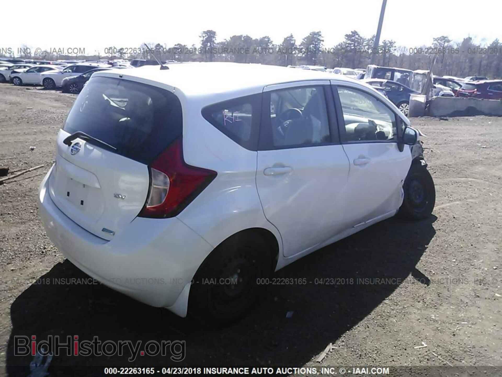 2014 Nissan Versa note - VIN: 3N1CE2CP8EL380768 - Photo 4