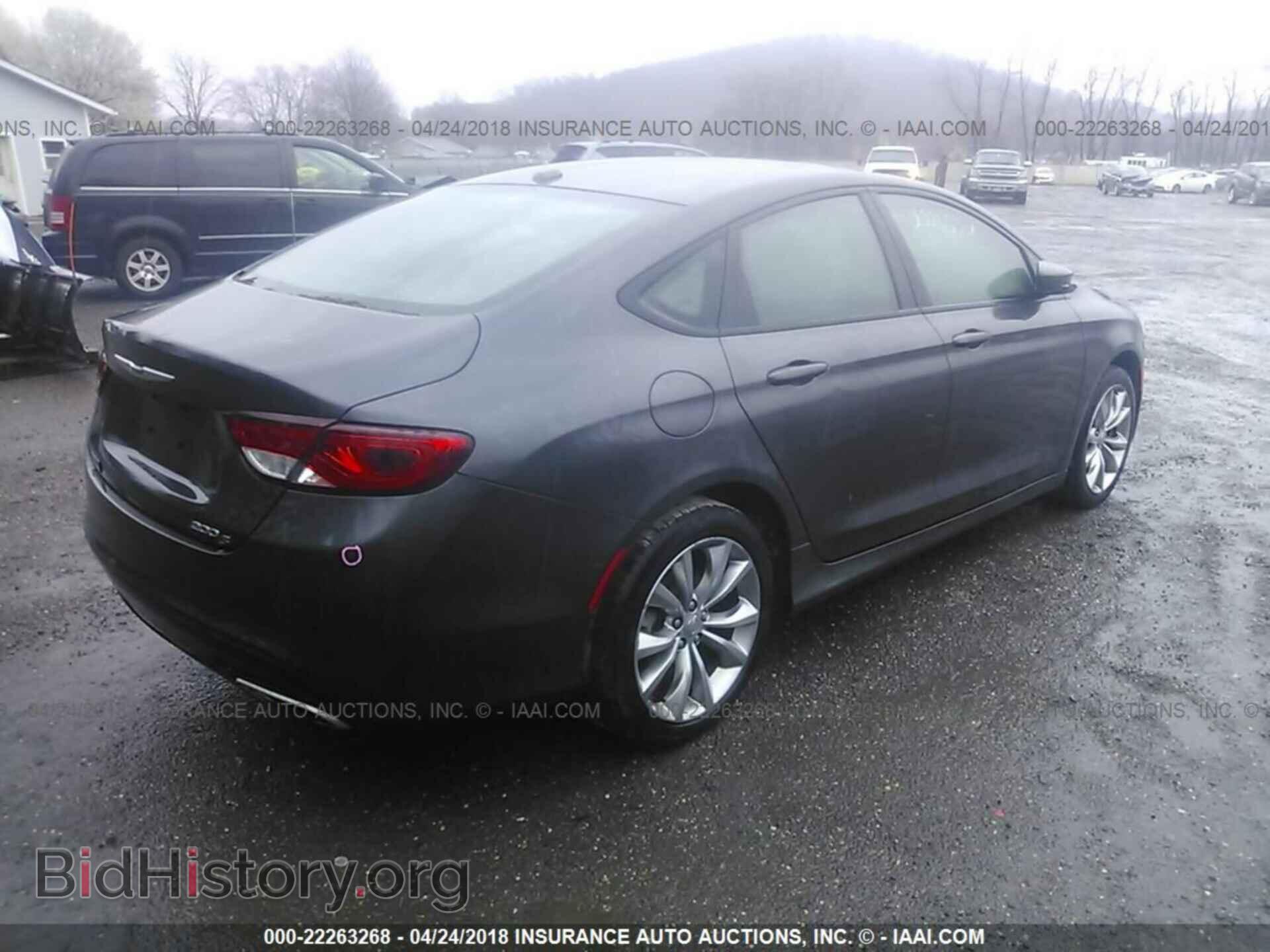 2016 Chrysler 200 - VIN: 1C3CCCBB9GN146483 - Photo 4