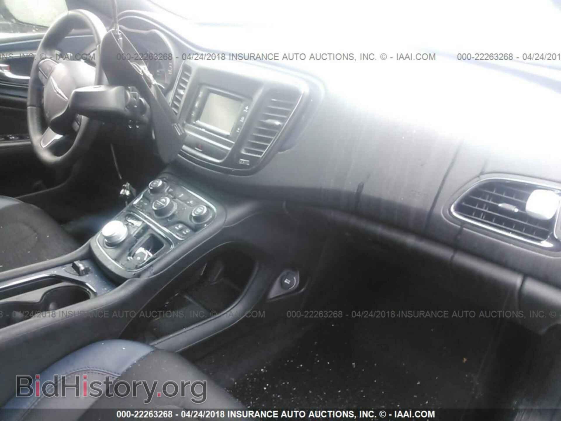 2016 Chrysler 200 - VIN: 1C3CCCBB9GN146483 - Photo 5