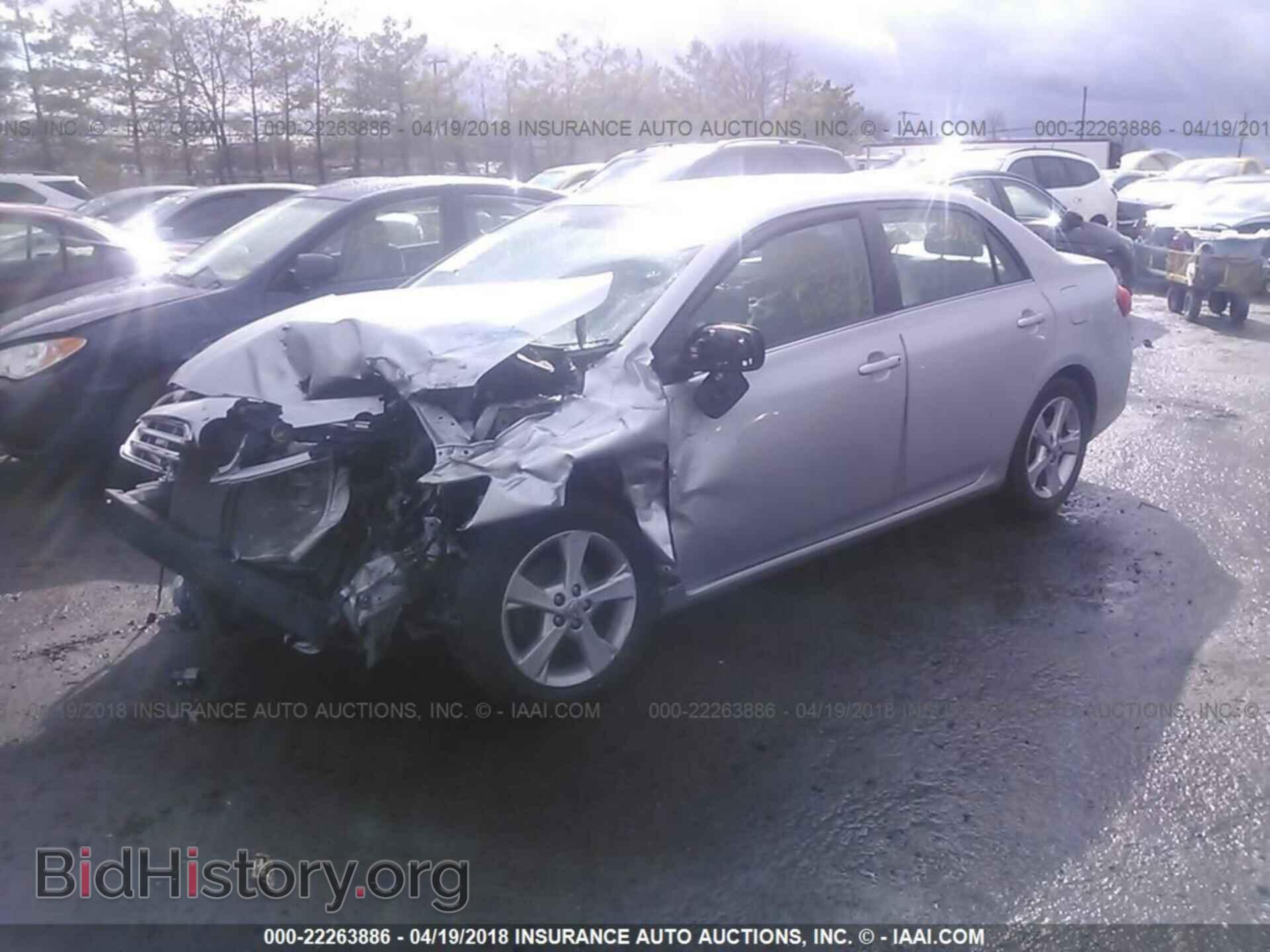 2013 Toyota Corolla - VIN: 2T1BU4EE6DC084085 - Фото 2