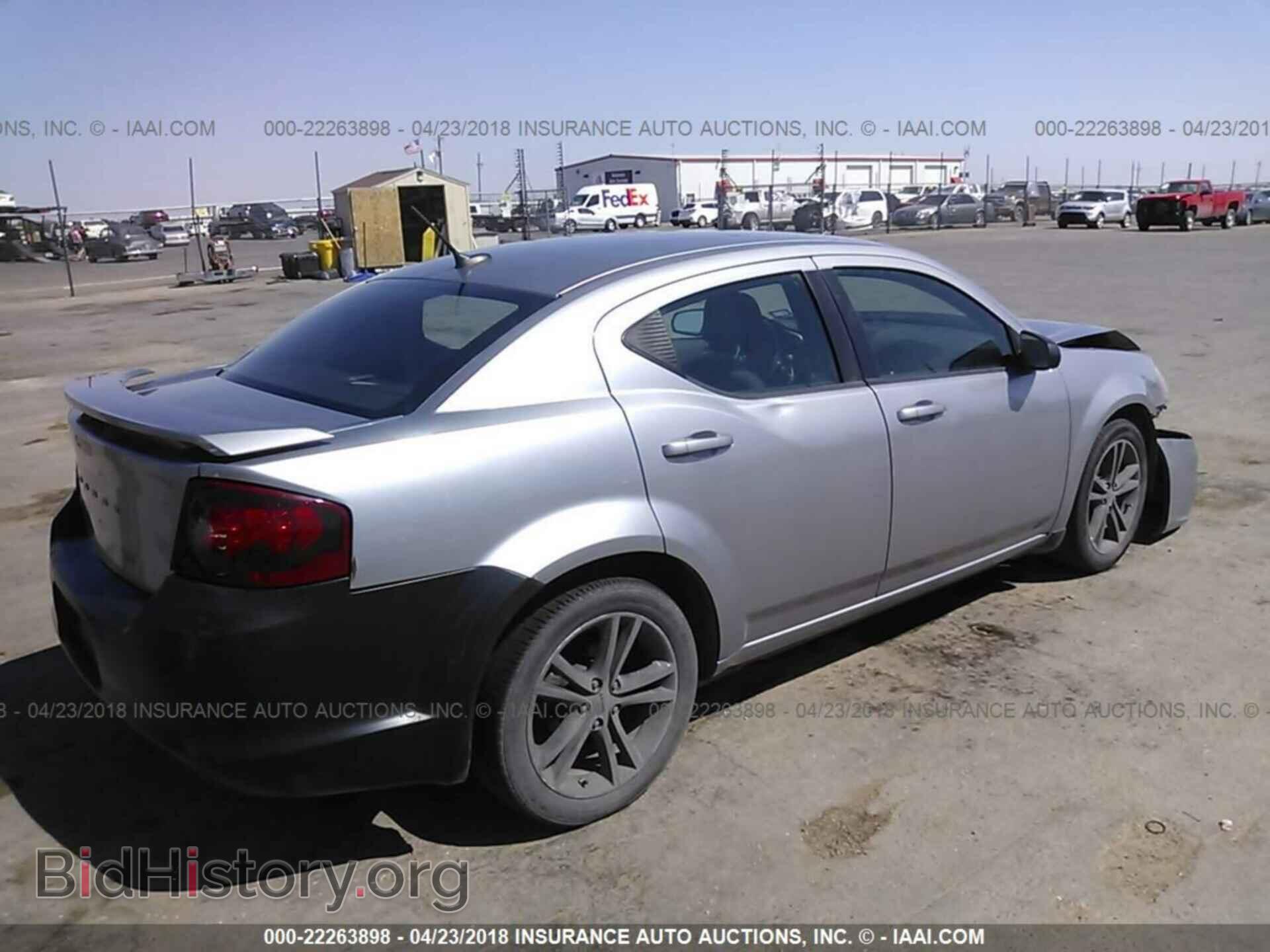 2014 Dodge Avenger - VIN: 1C3CDZAB4EN133543 - Photo 4