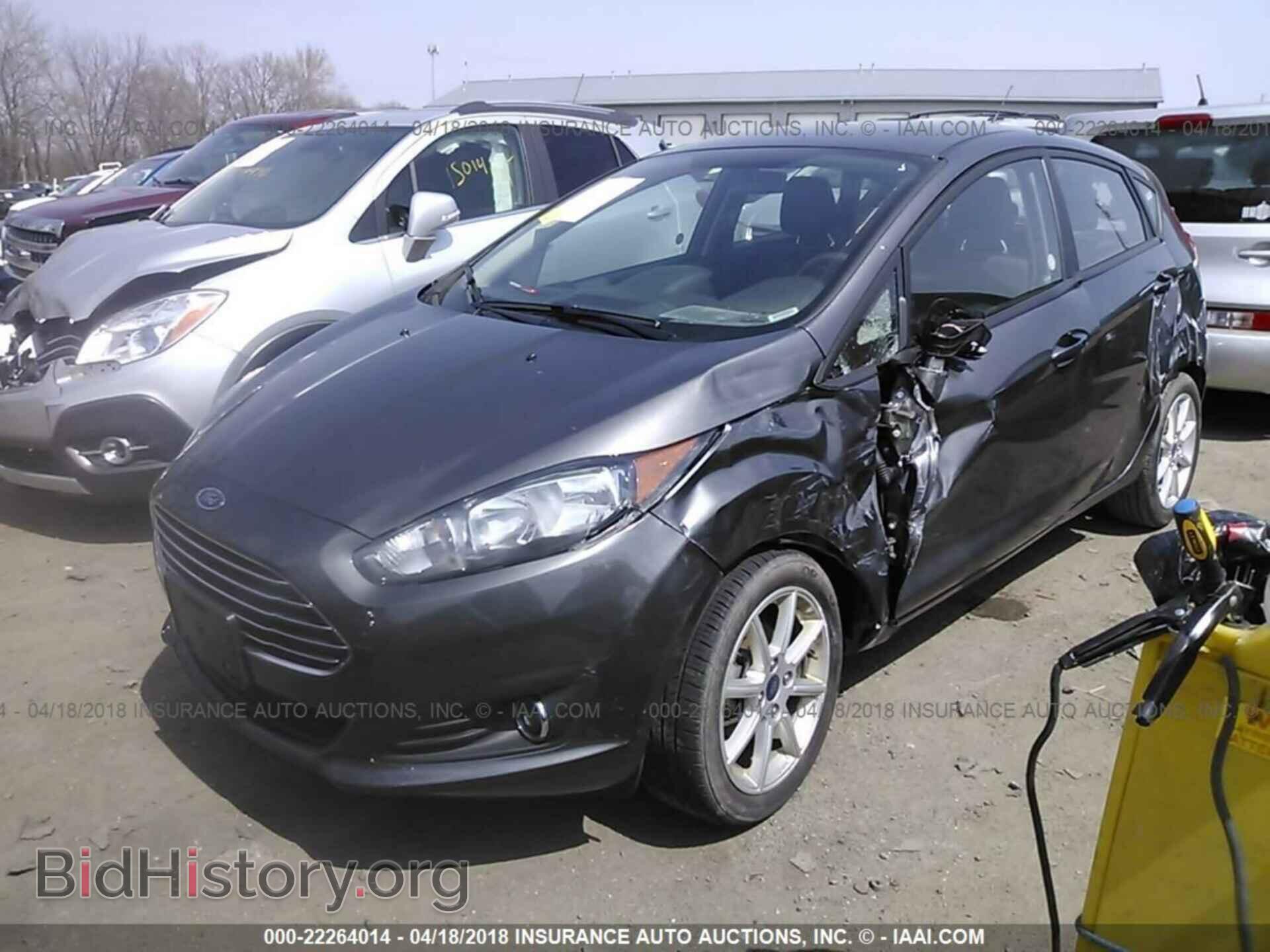 2017 Ford Fiesta - VIN: 3FADP4EJ3HM136370 - Фото 2
