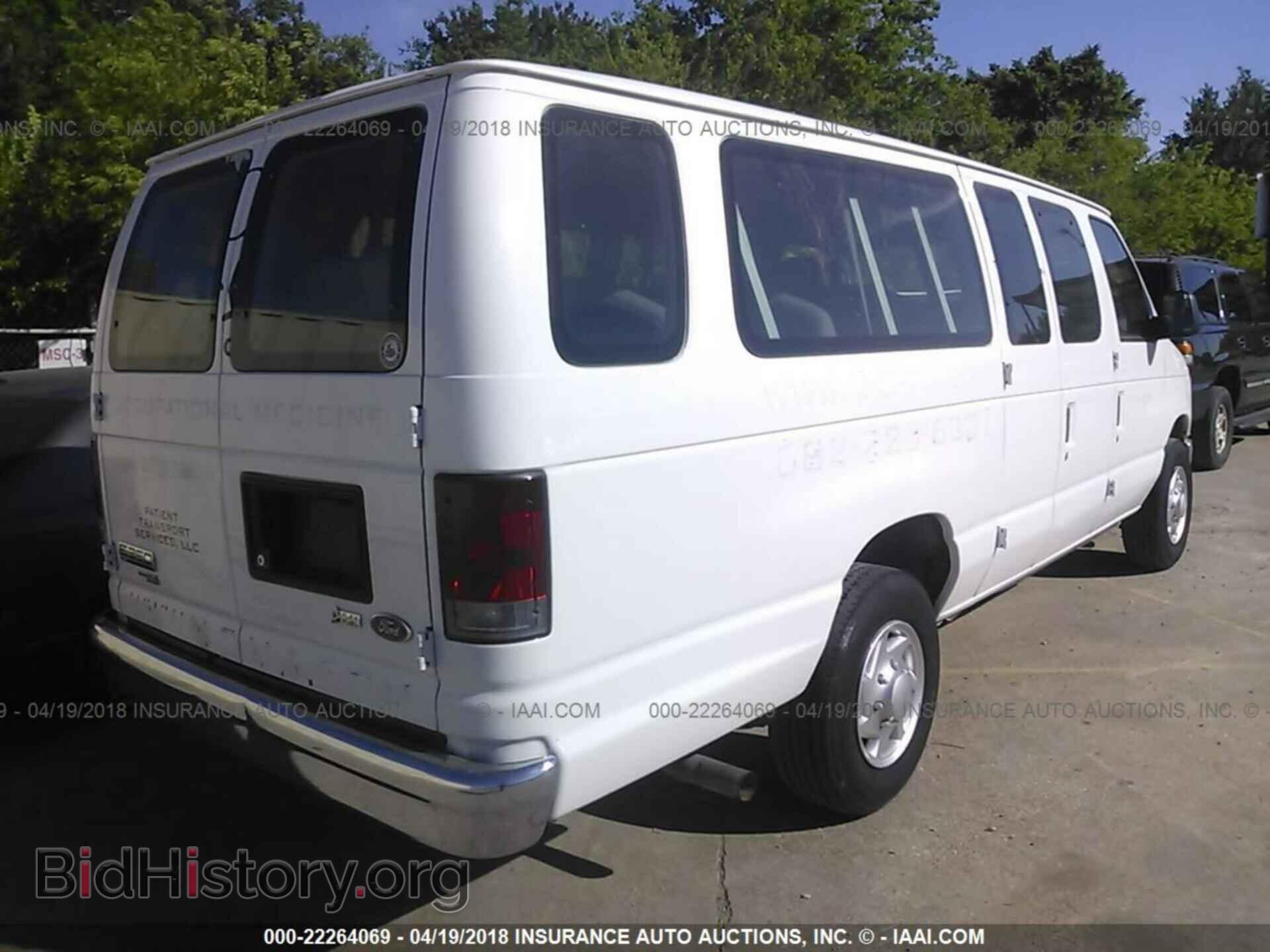 2011 Ford Econoline - VIN: 1FBSS3BL4BDA03804 - Photo 4