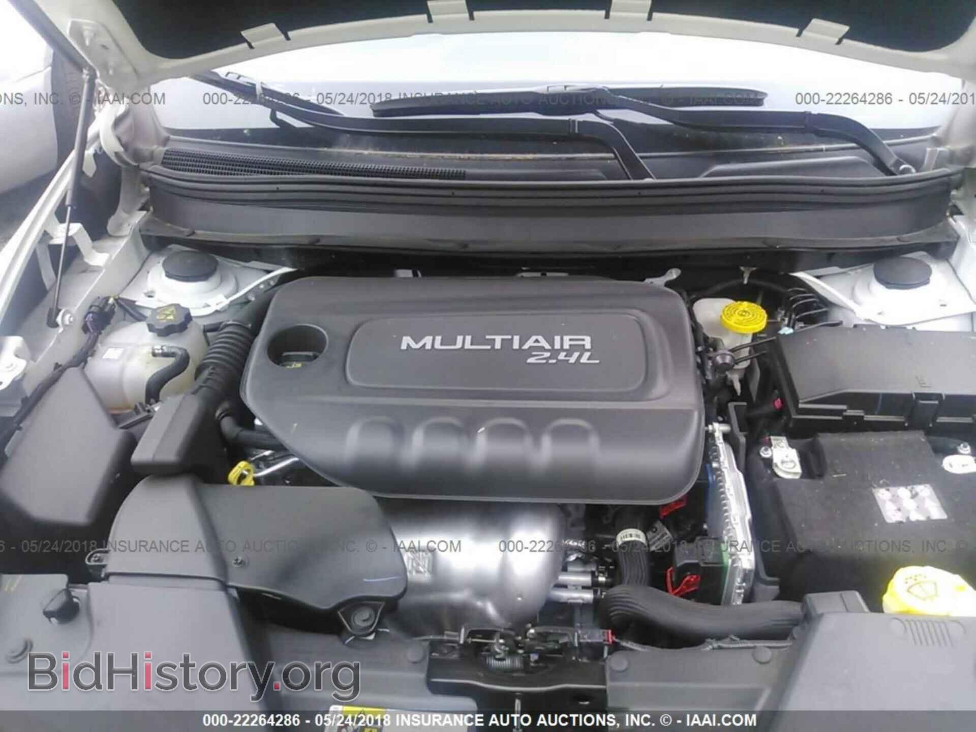 2018 Jeep Cherokee - VIN: 1C4PJLDB9JD572901 - Фото 10
