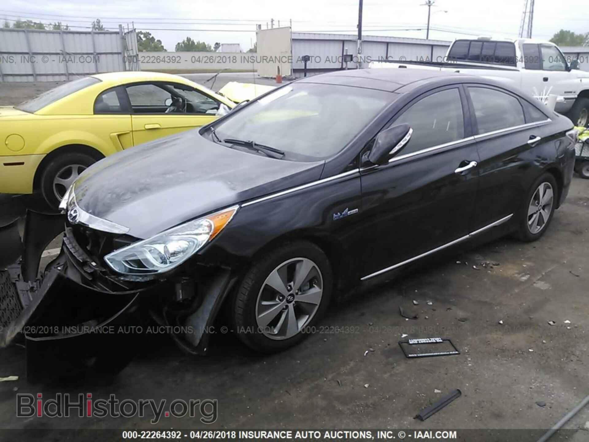 2012 Hyundai Sonata - VIN: KMHEC4A41CA060451 - Фото 2