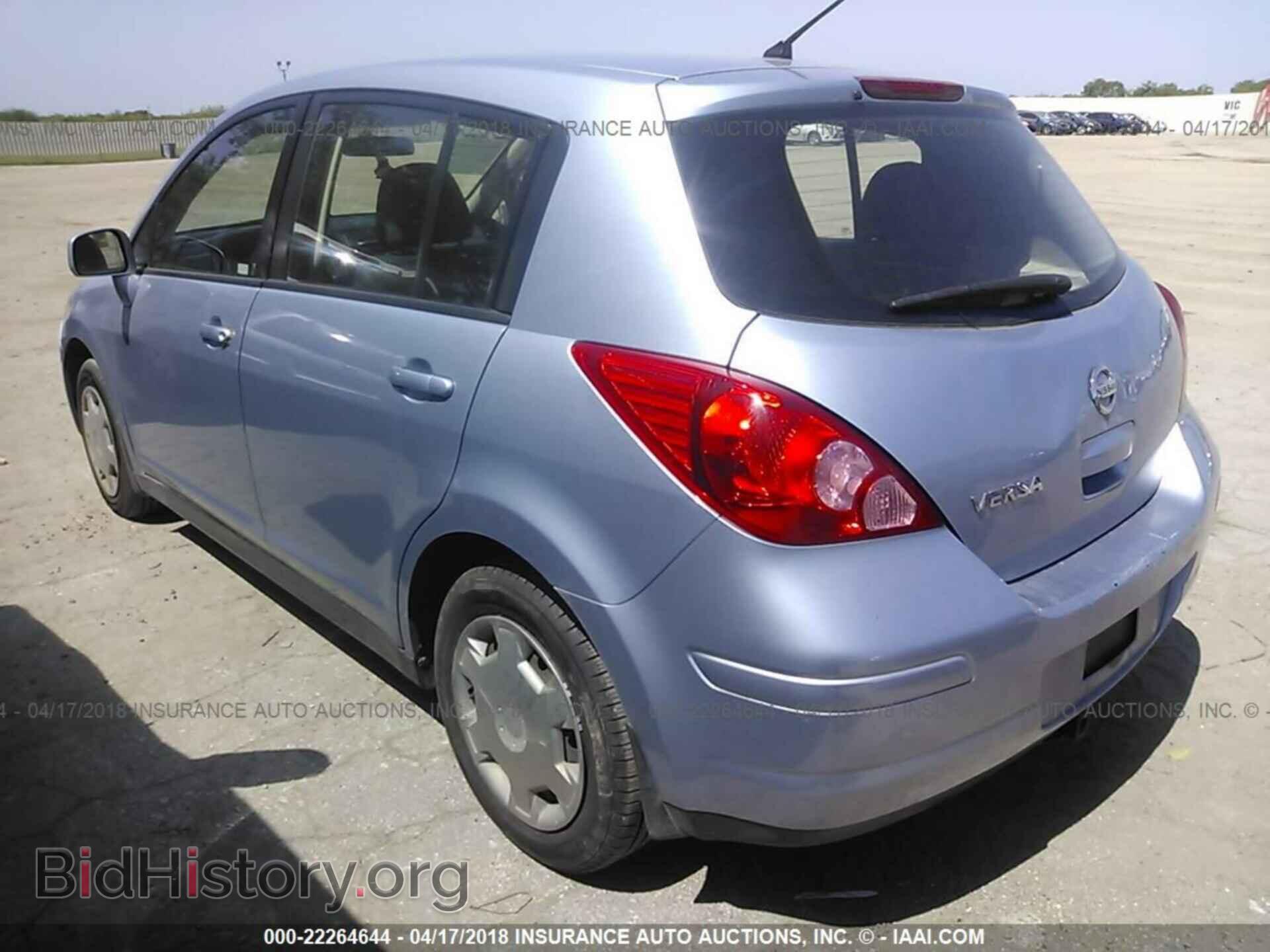 2011 Nissan Versa - VIN: 3N1BC1CP2BL406630 - Фото 3