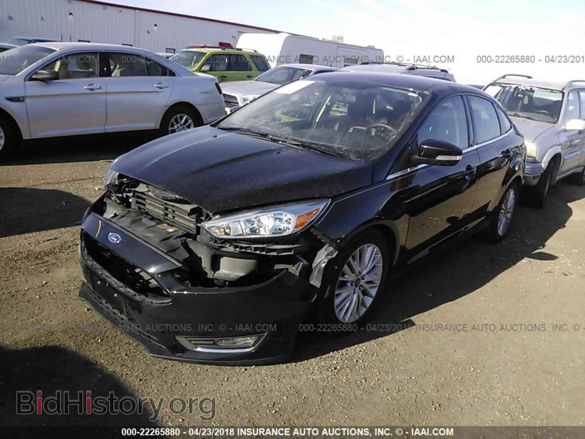 2015 Ford Focus - VIN: 1FADP3J2XFL313858 - Photo 2