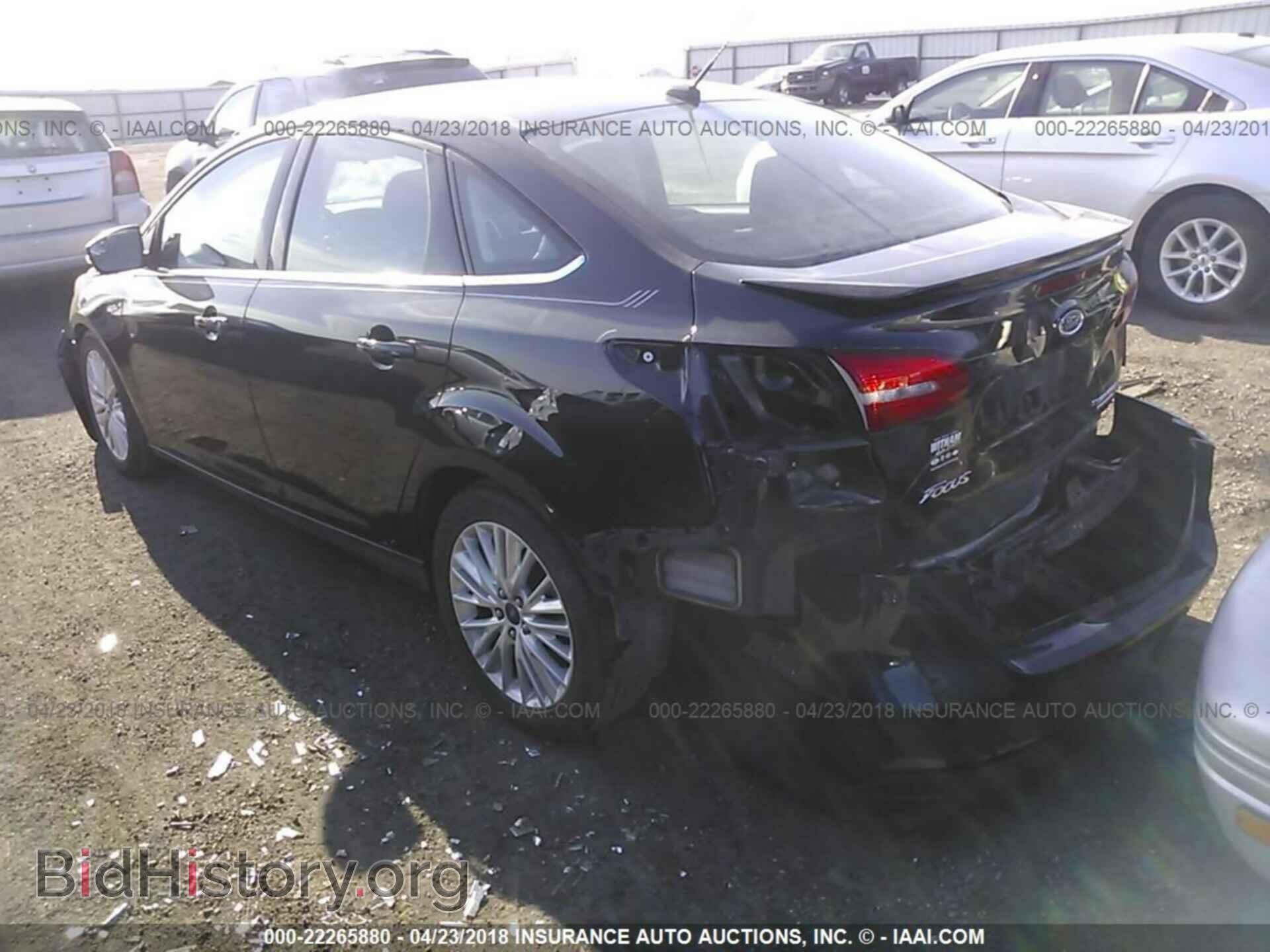 2015 Ford Focus - VIN: 1FADP3J2XFL313858 - Photo 3