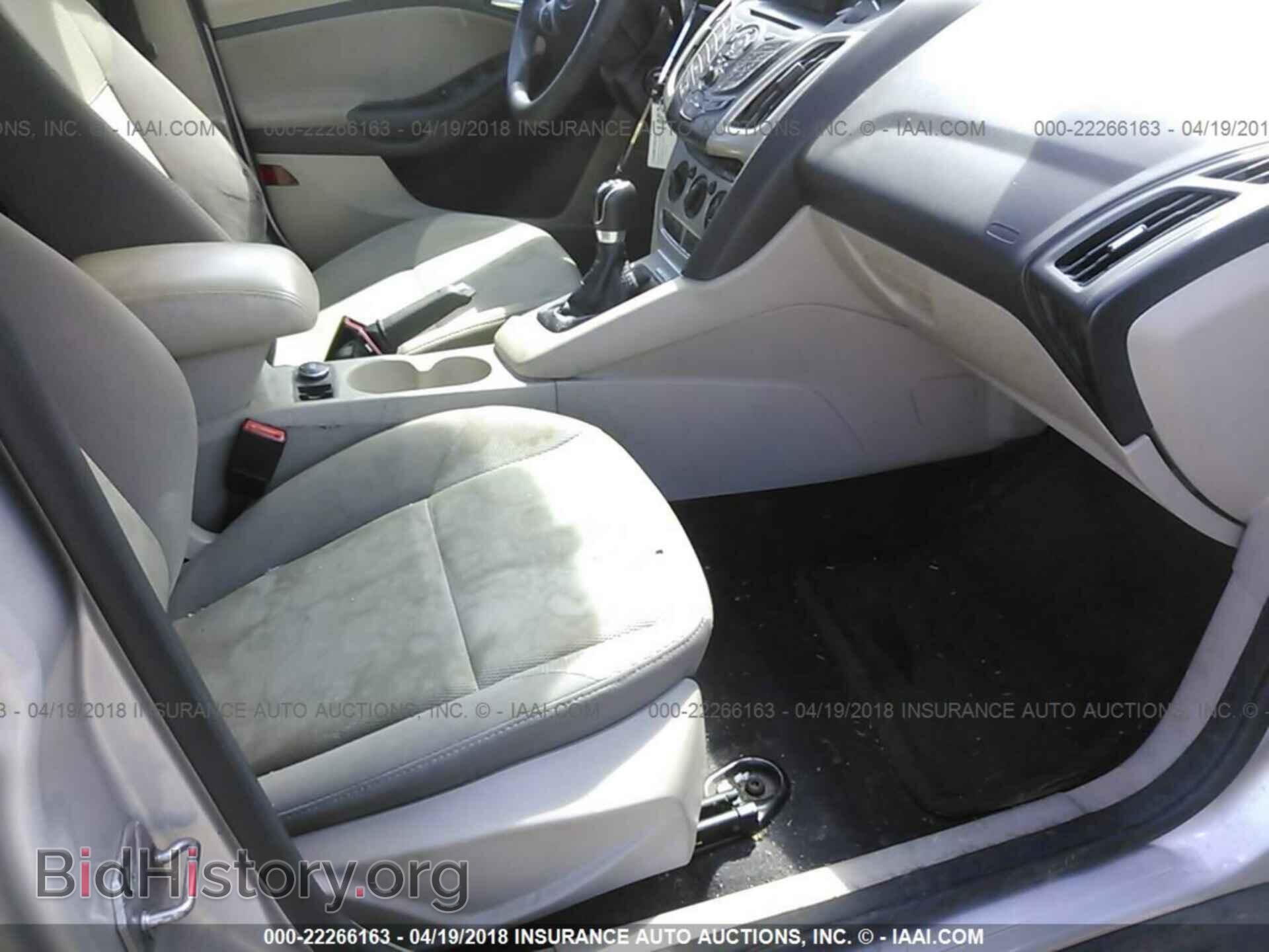 2012 Ford Focus - VIN: 1FAHP3K29CL443304 - Фото 5