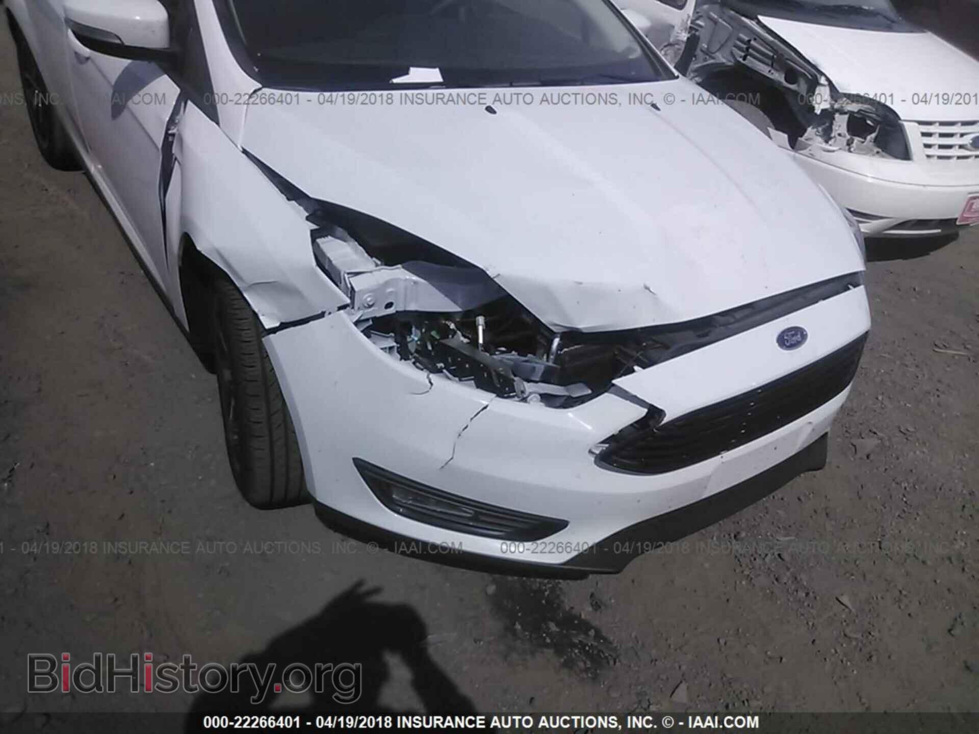 2017 Ford Focus - VIN: 1FADP3FE1HL314743 - Photo 6