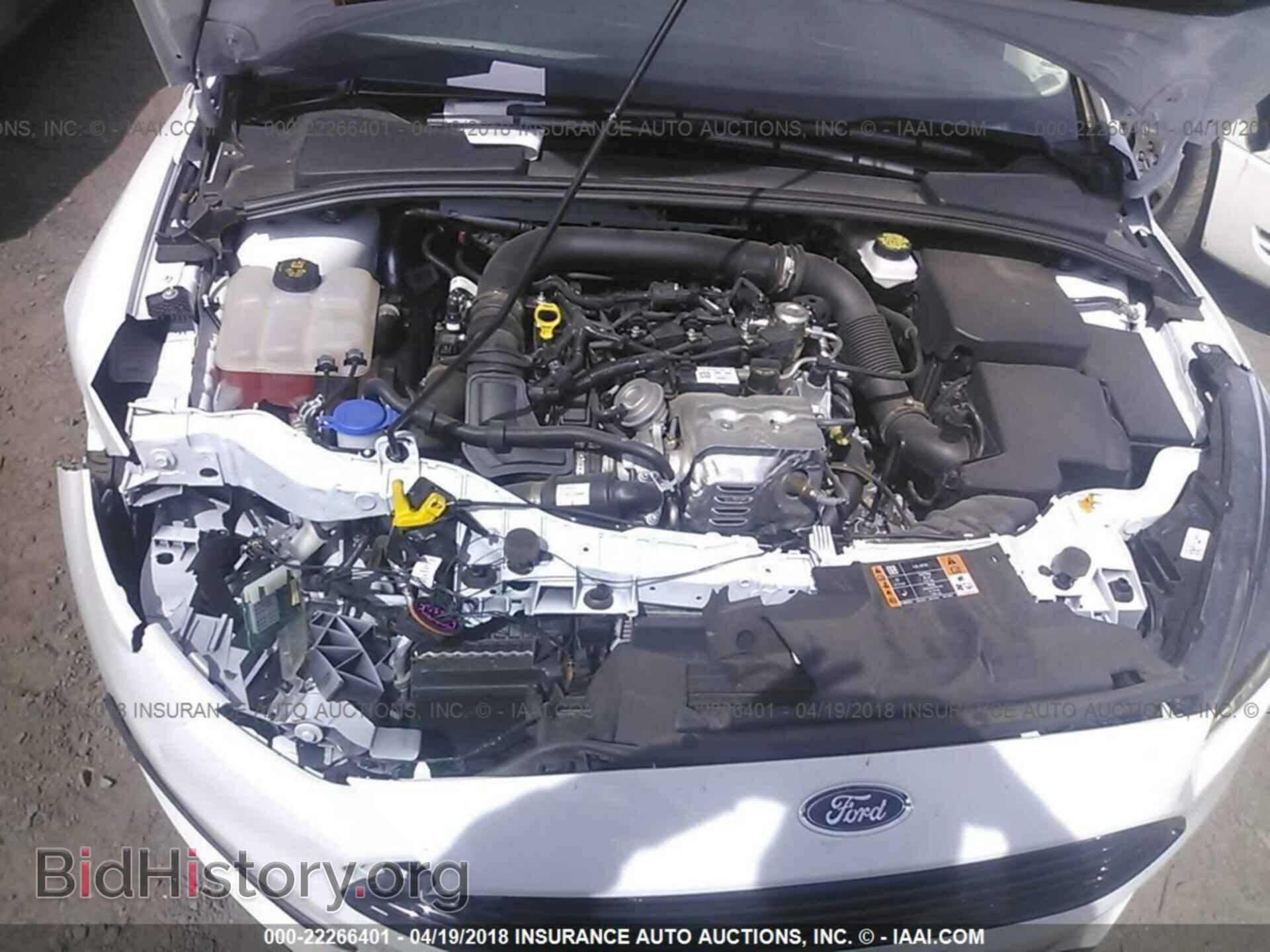 2017 Ford Focus - VIN: 1FADP3FE1HL314743 - Photo 10