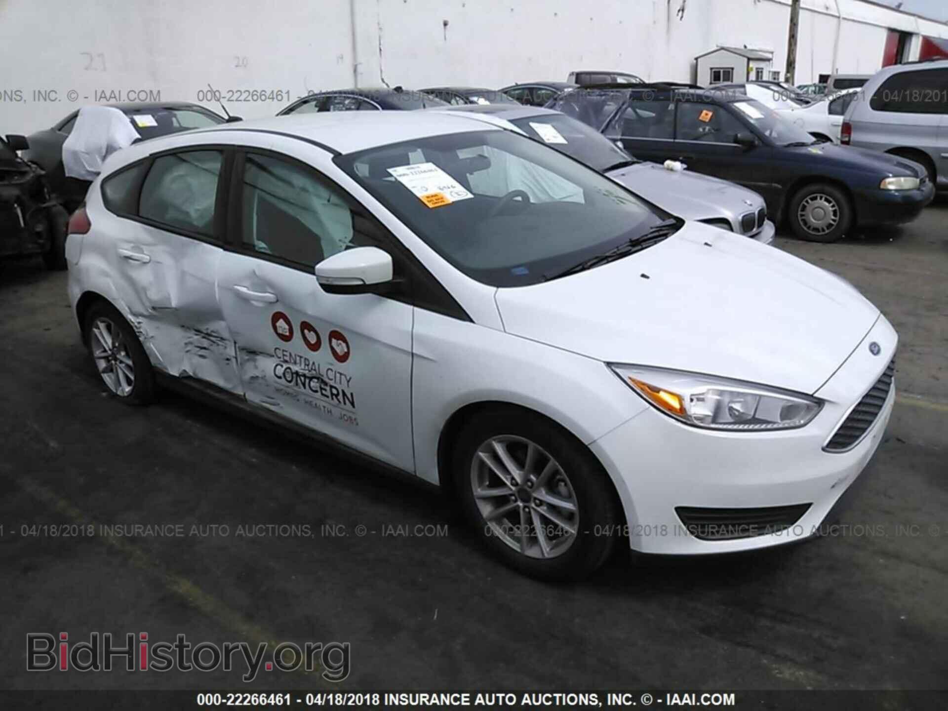 Photo 1FADP3K22FL300889 - Ford Focus 2015