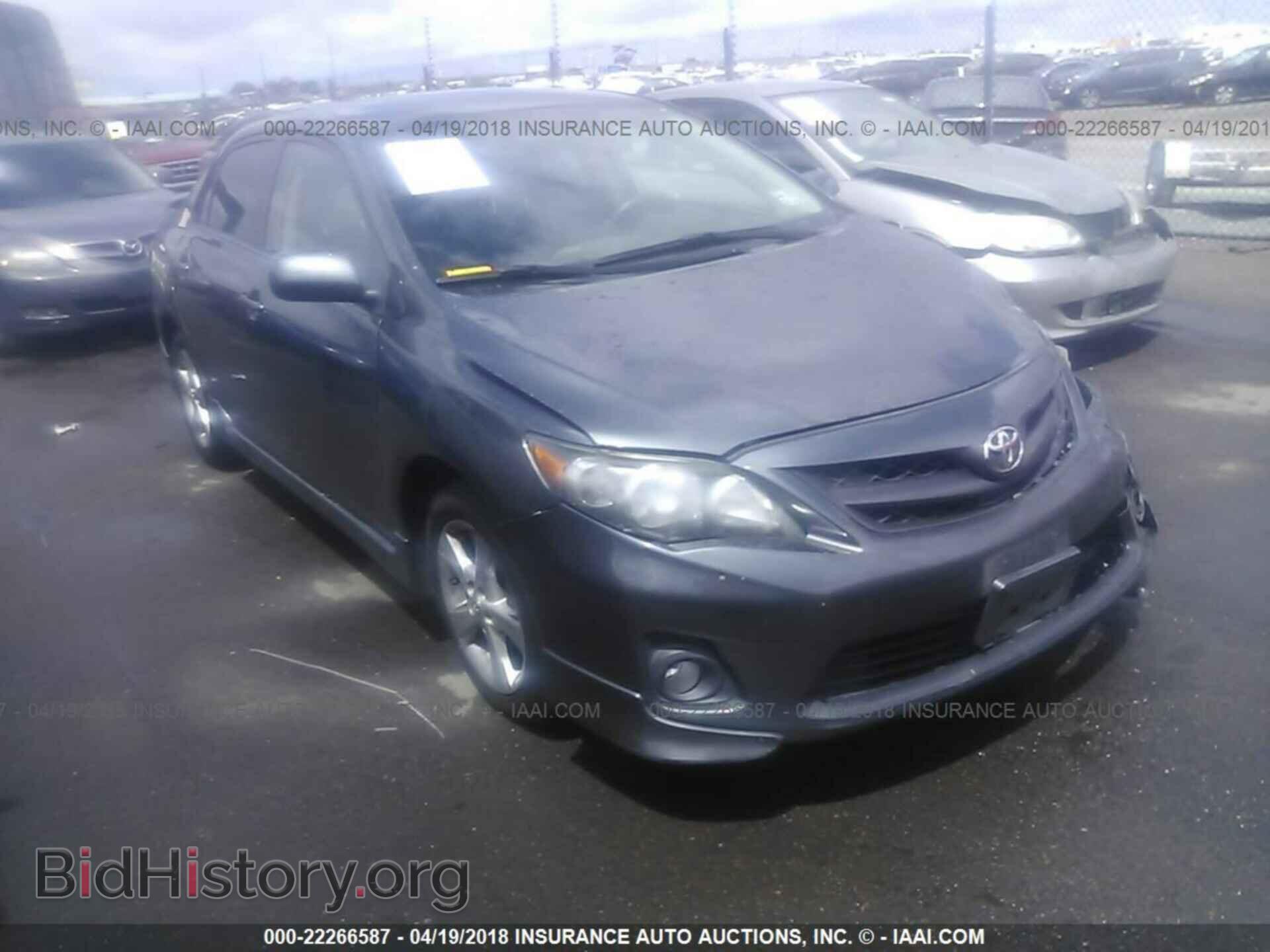 Photo 2T1BU4EE9BC582570 - Toyota Corolla 2011