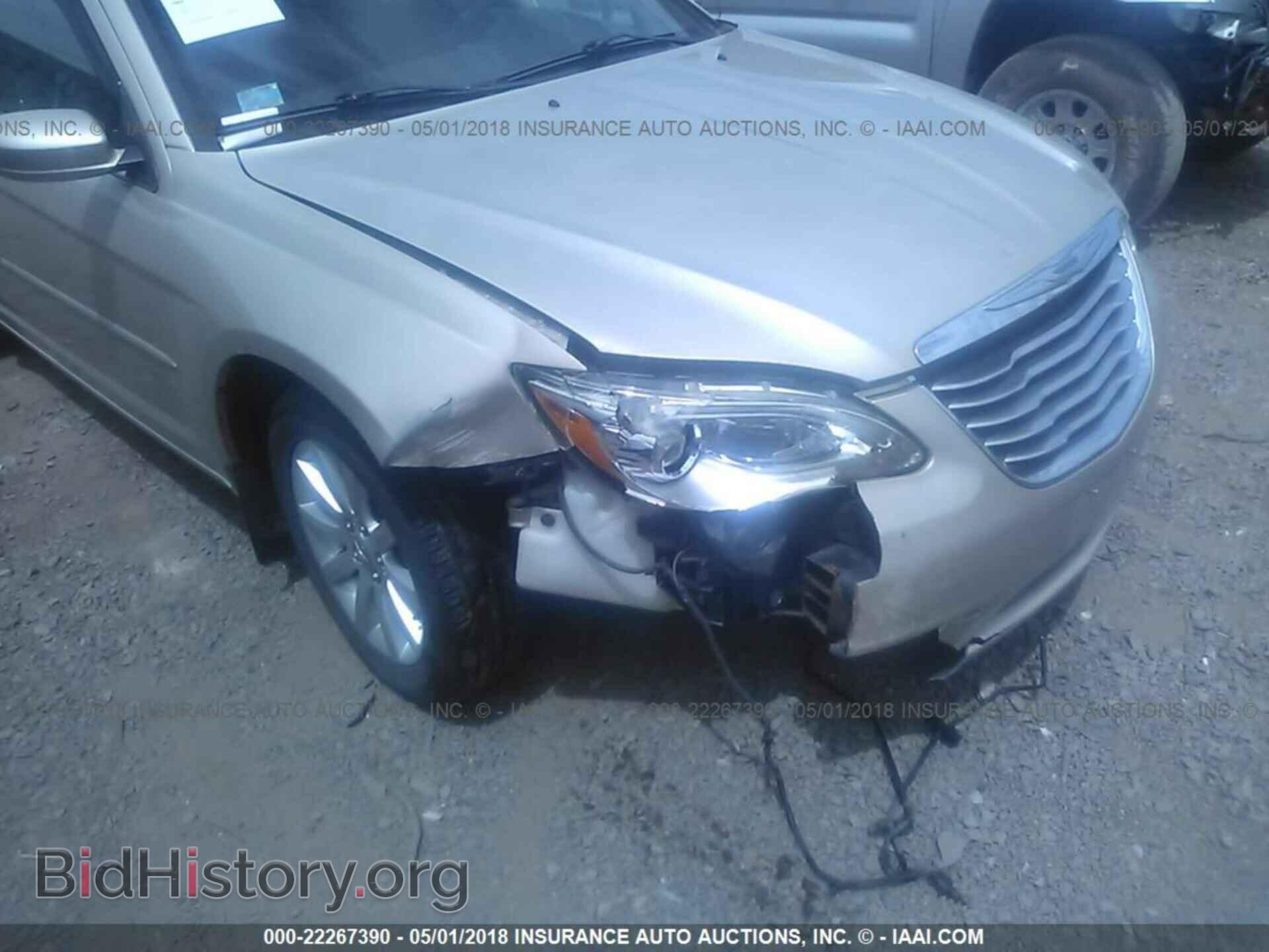 2013 Chrysler 200 - VIN: 1C3CCBBG5DN660025 - Photo 6