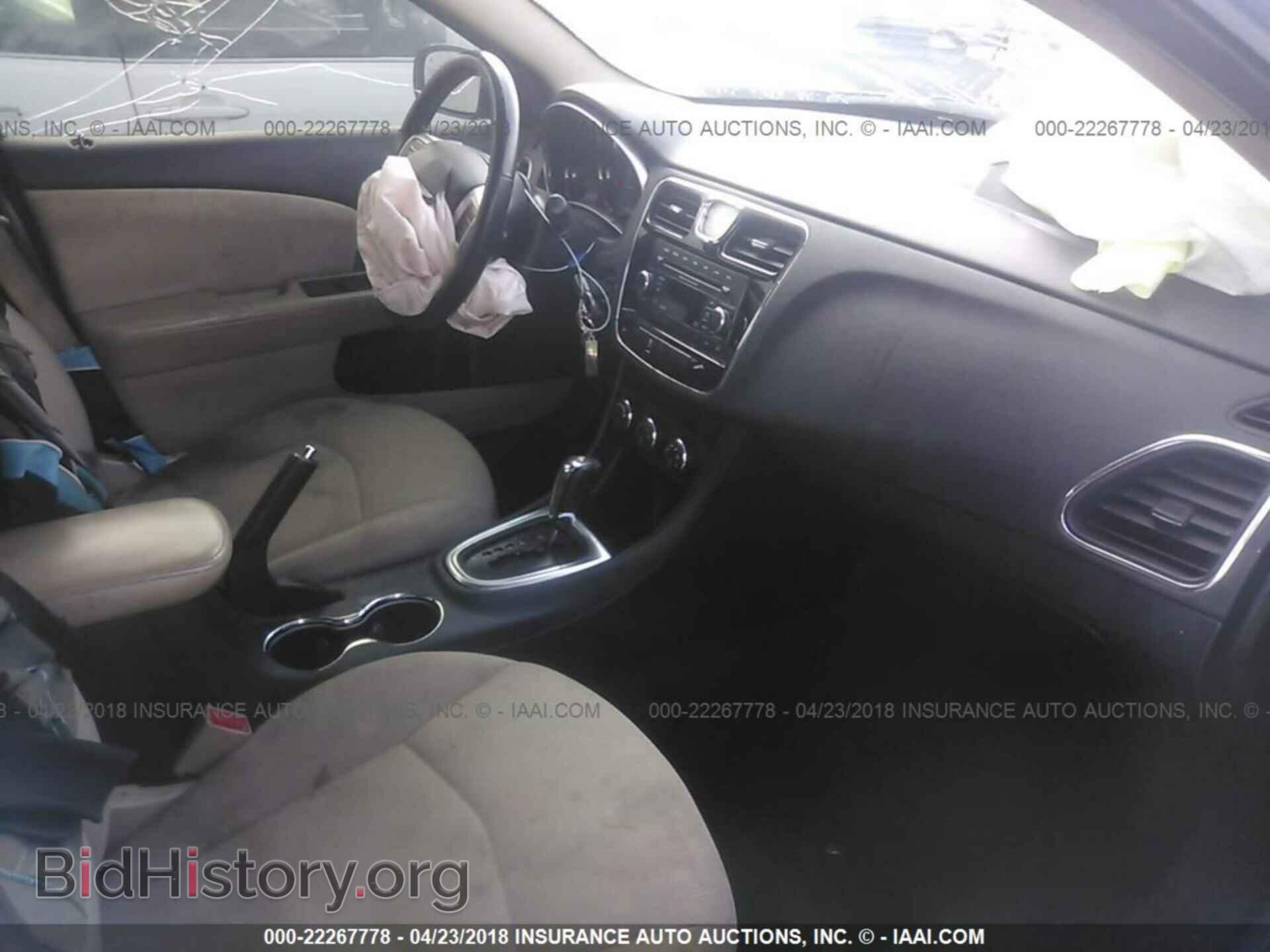 2012 Chrysler 200 - VIN: 1C3CCBBB6CN176528 - Фото 5