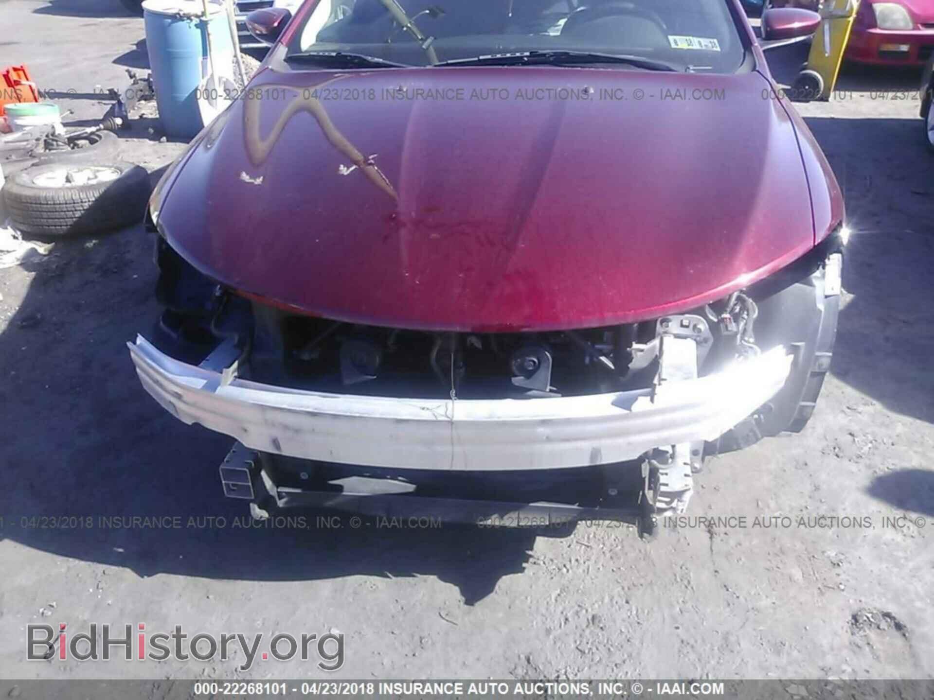 2015 Chrysler 200 - VIN: 1C3CCCAB0FN724938 - Photo 6