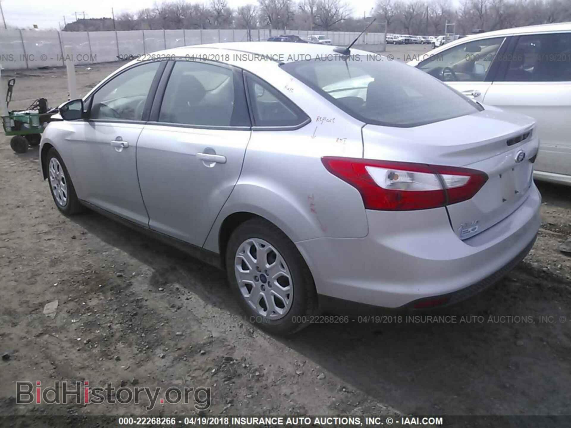 2012 Ford Focus - VIN: 1FAHP3F27CL314827 - Фото 3