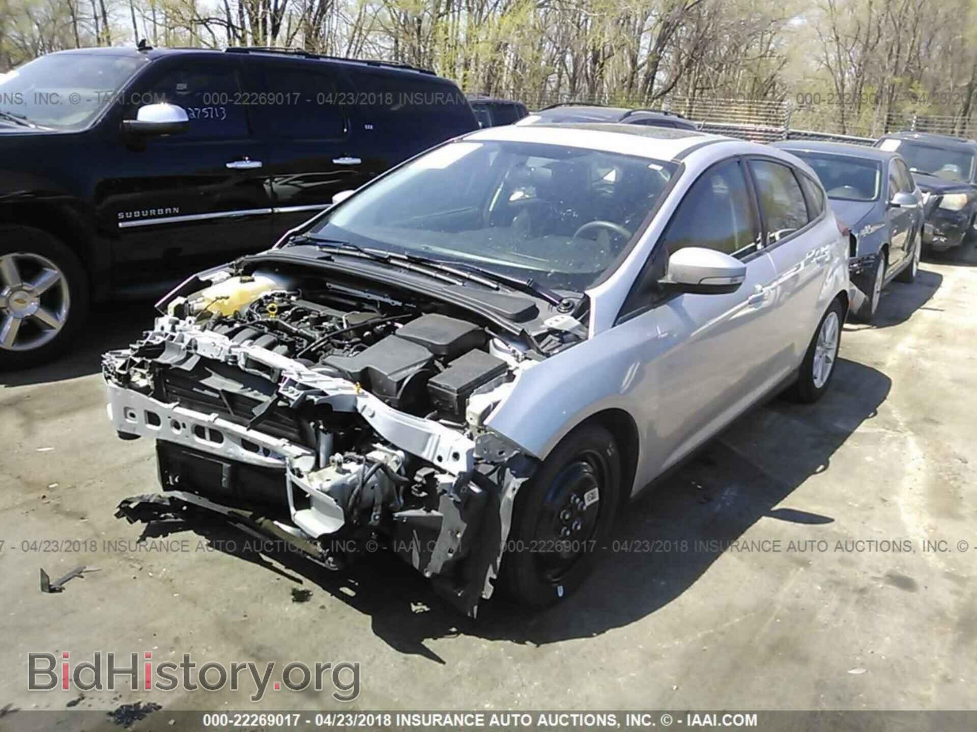 2016 Ford Focus - VIN: 1FADP3K20GL269692 - Фото 2