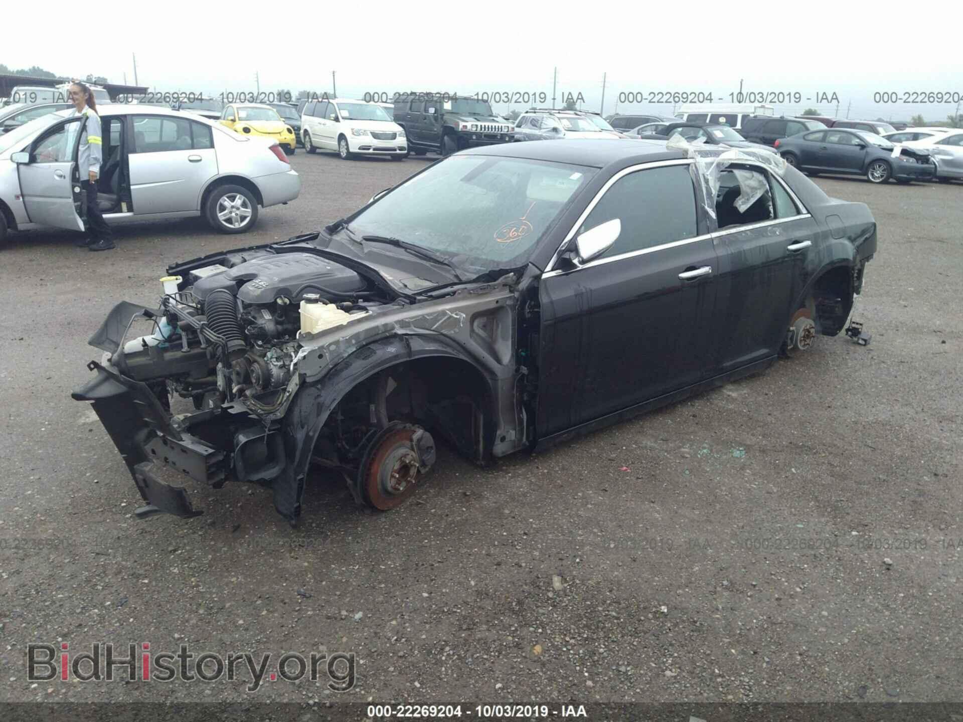 2016 CHRYSLER 300C - VIN: 2C3CCAEG2GH248034 - Фото 2