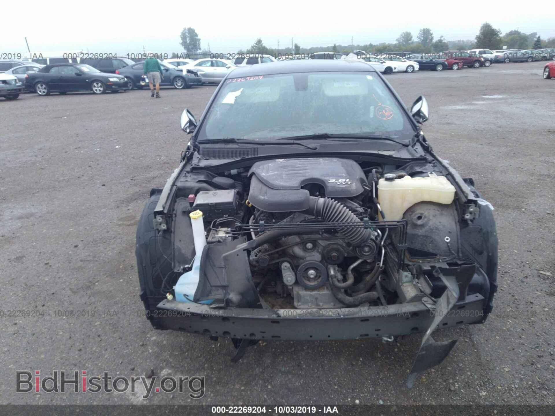 2016 CHRYSLER 300C - VIN: 2C3CCAEG2GH248034 - Фото 6