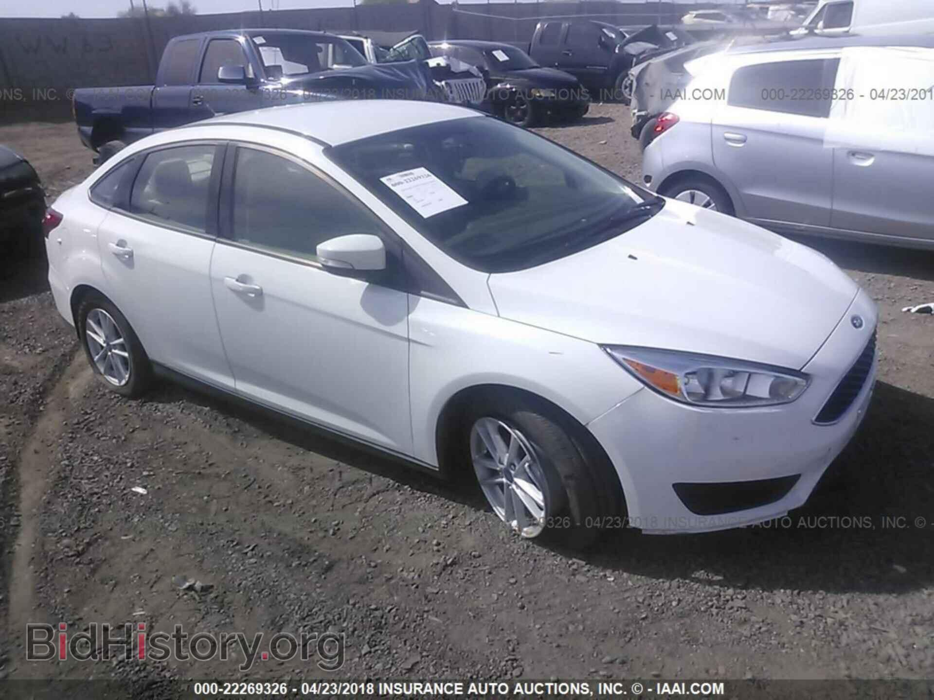 Photo 1FADP3F25HL343040 - Ford Focus 2017